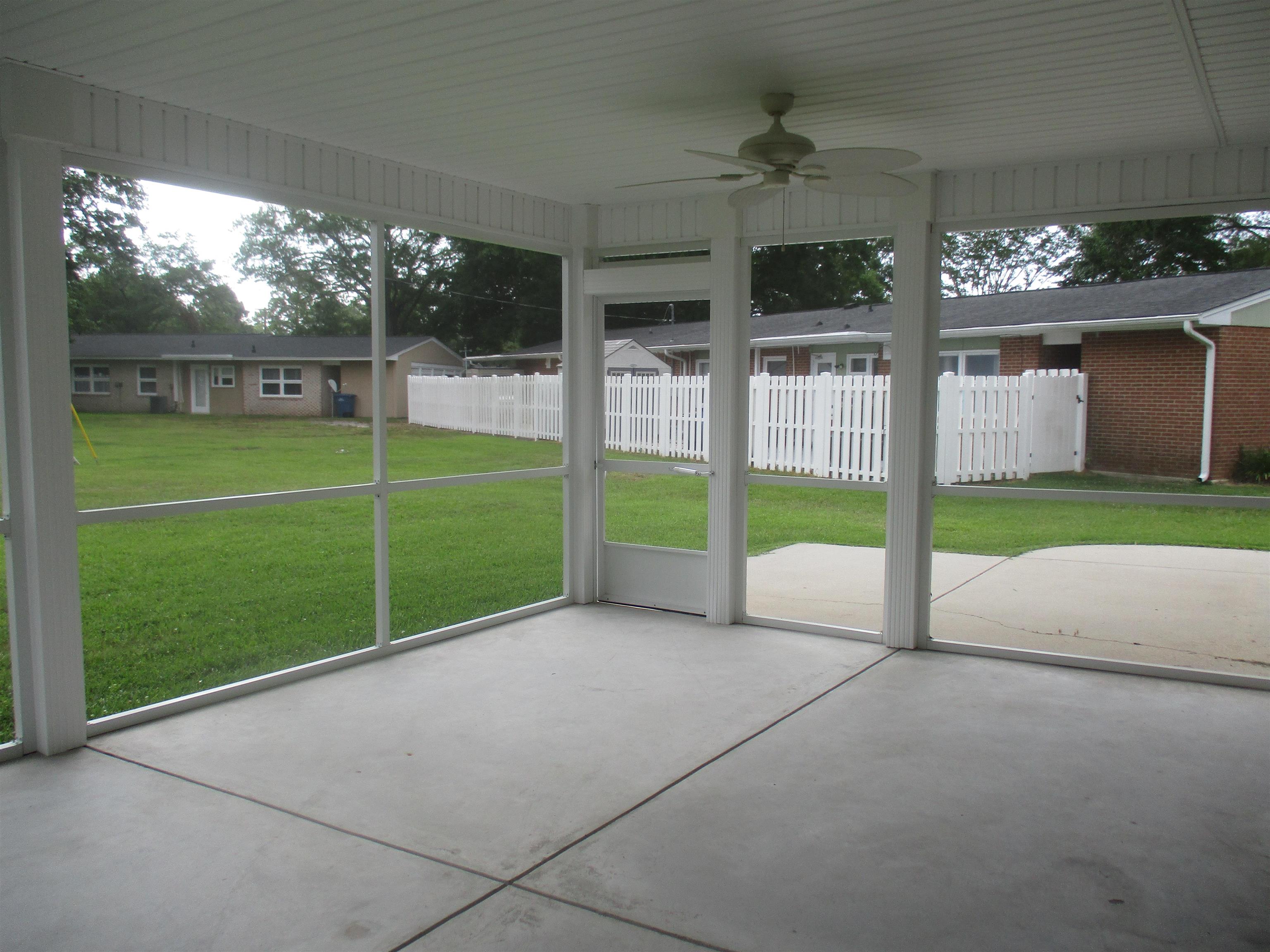 3922 Spruce Dr. Property Photo 15