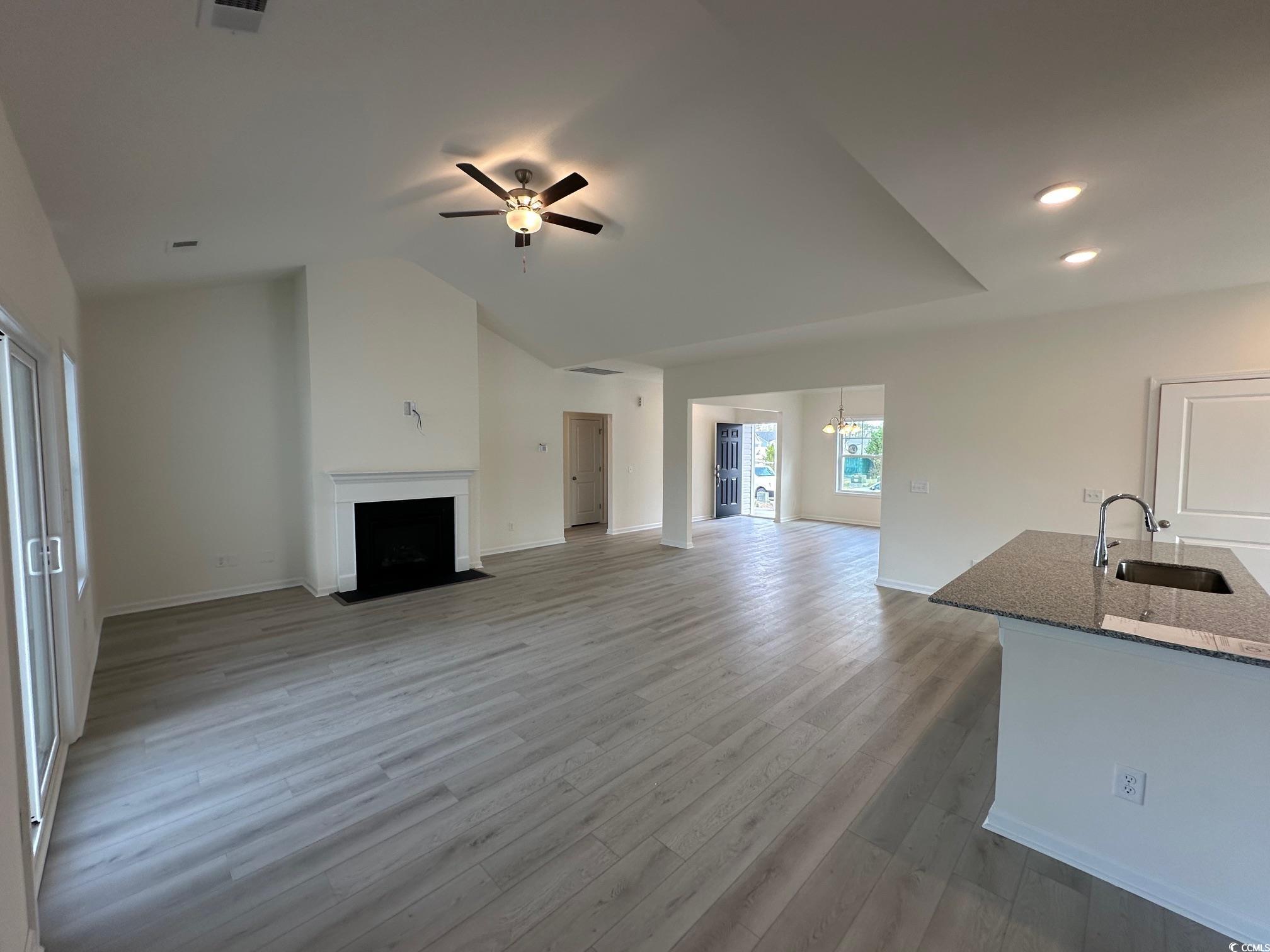 537 Honeyhill Loop Property Photo 9