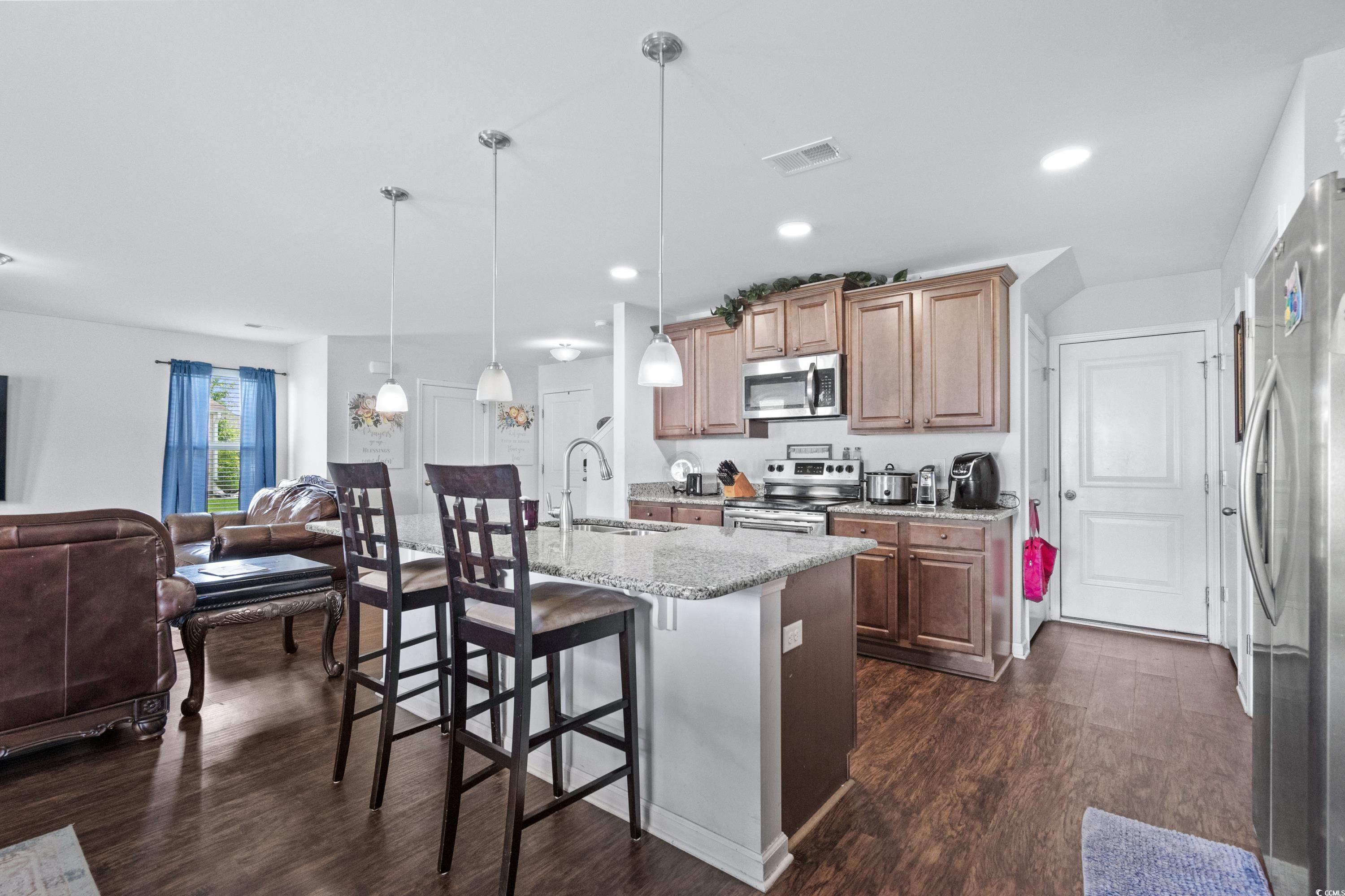3177 Holly Loop Property Photo 8