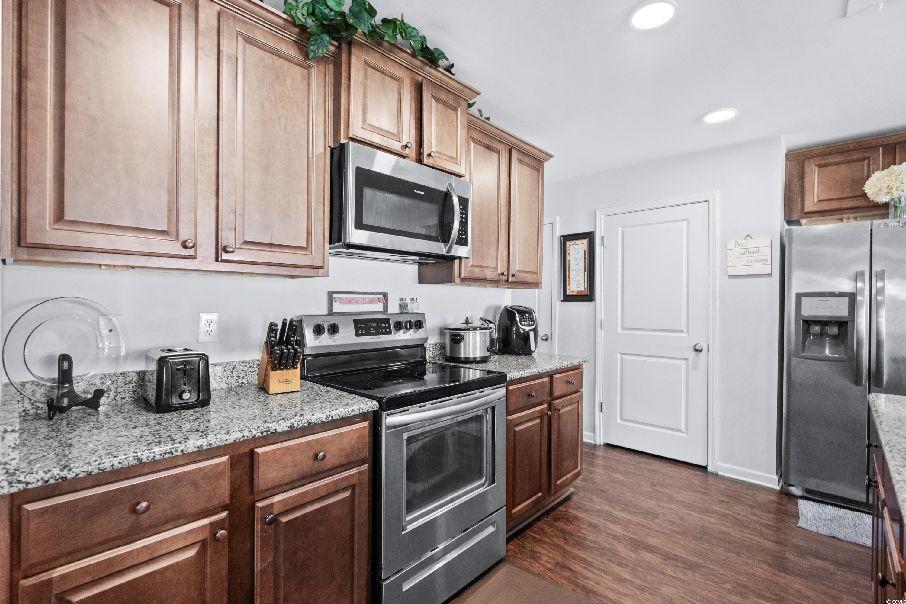 3177 Holly Loop Property Photo 11