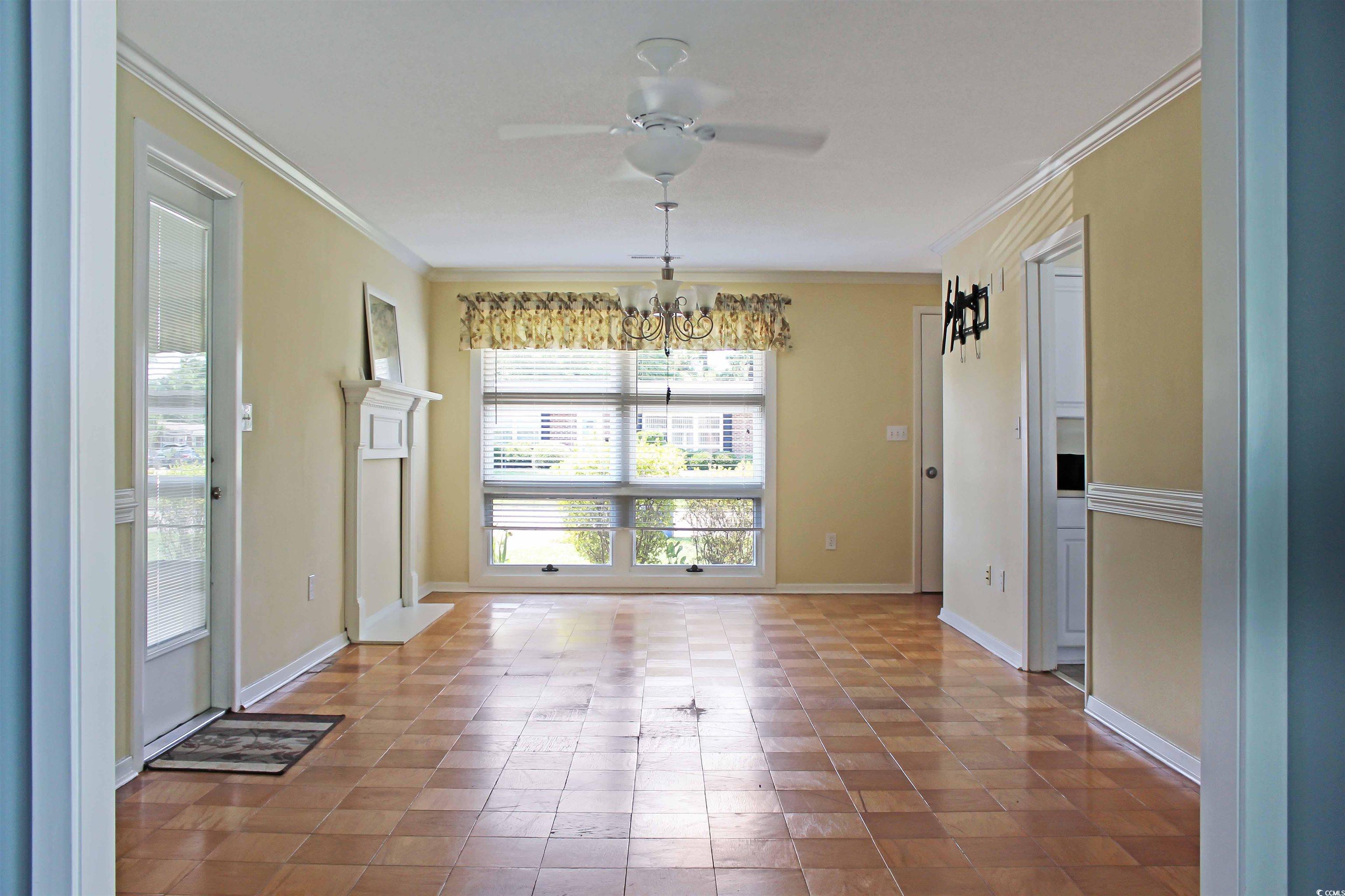 530 Swallow Ave. Property Photo 4