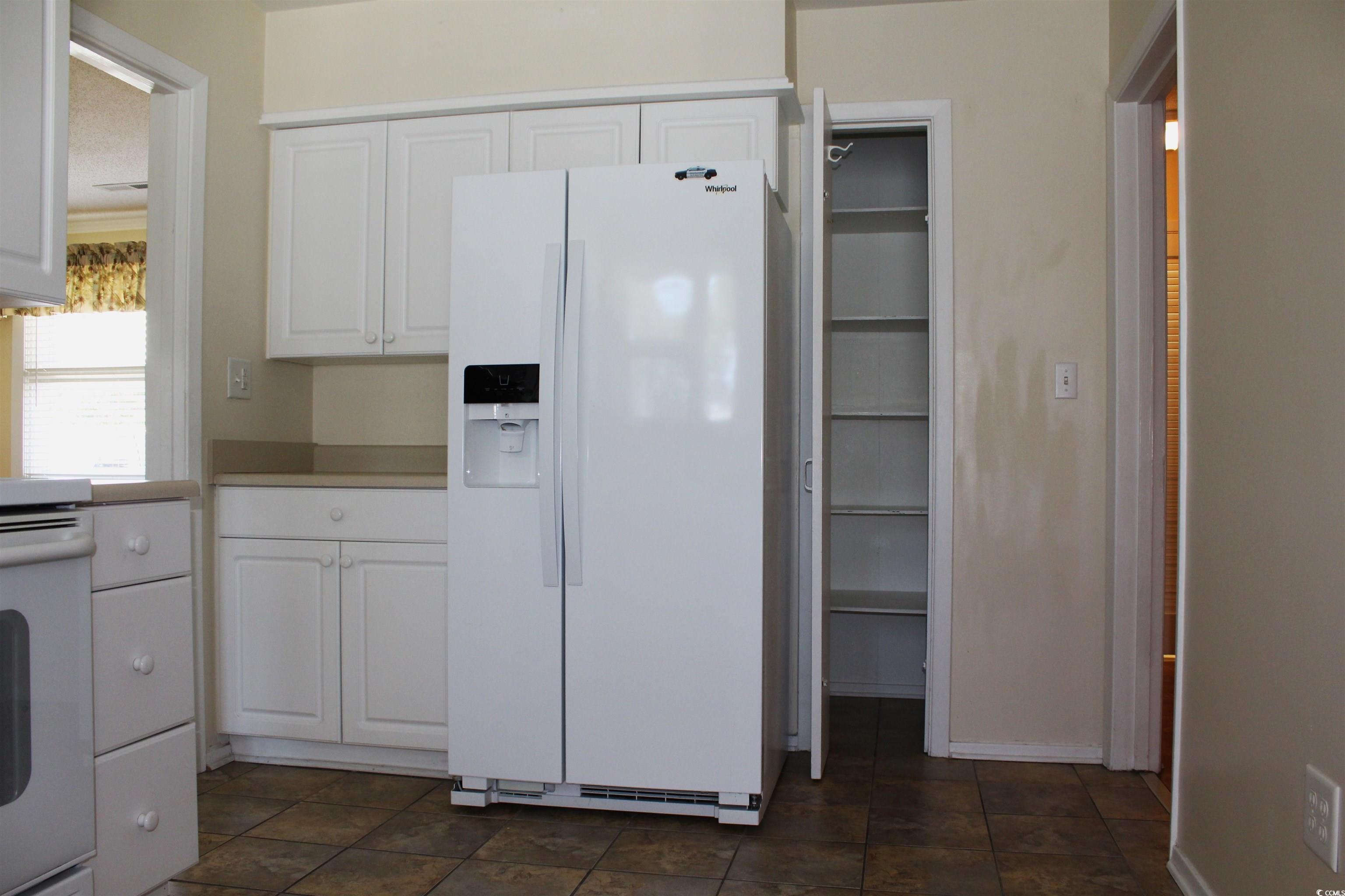 530 Swallow Ave. Property Photo 8