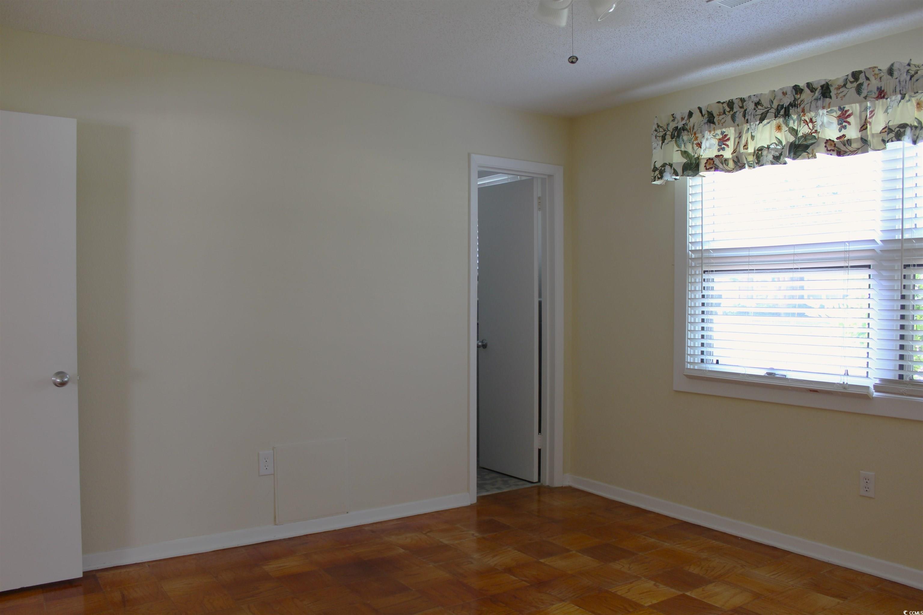 530 Swallow Ave. Property Photo 23