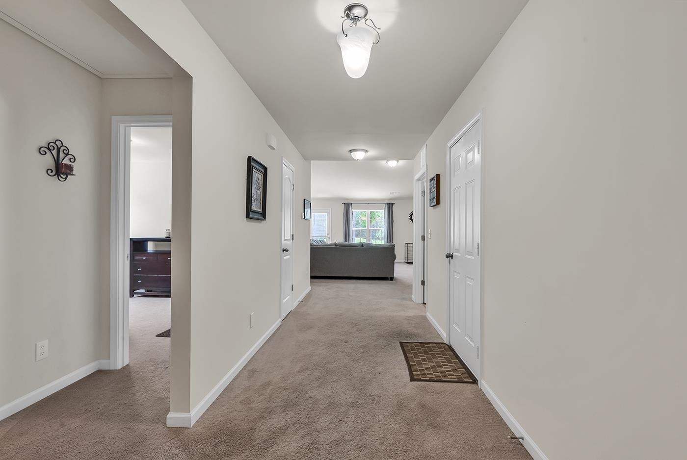 2009 Spring Valley Ct. Property Photo 8