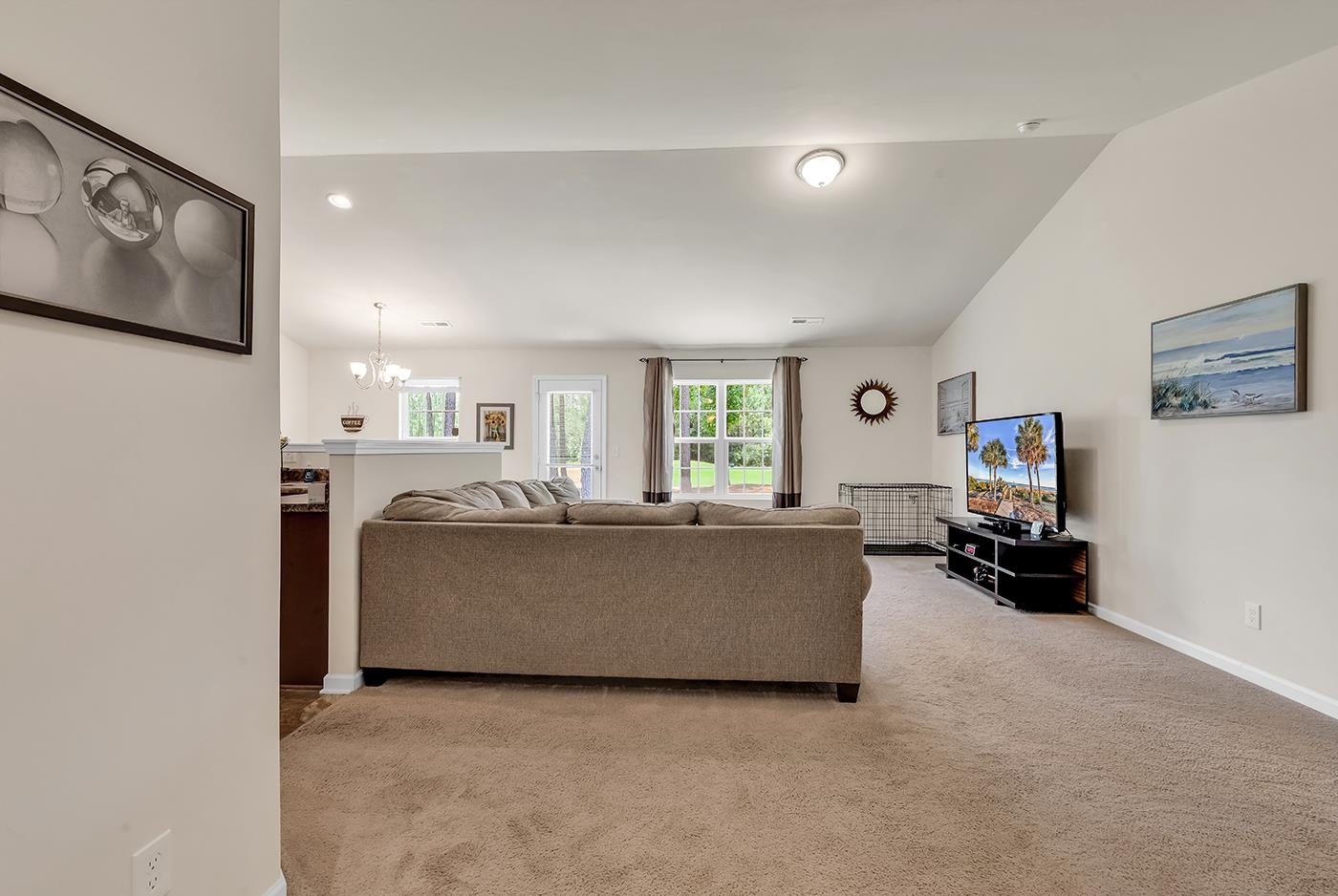 2009 Spring Valley Ct. Property Photo 9