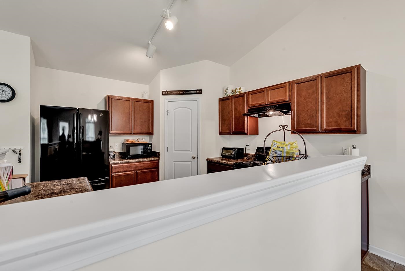 2009 Spring Valley Ct. Property Photo 15