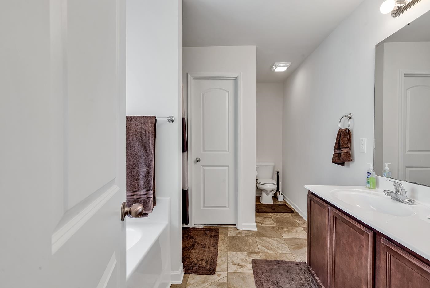 2009 Spring Valley Ct. Property Photo 25