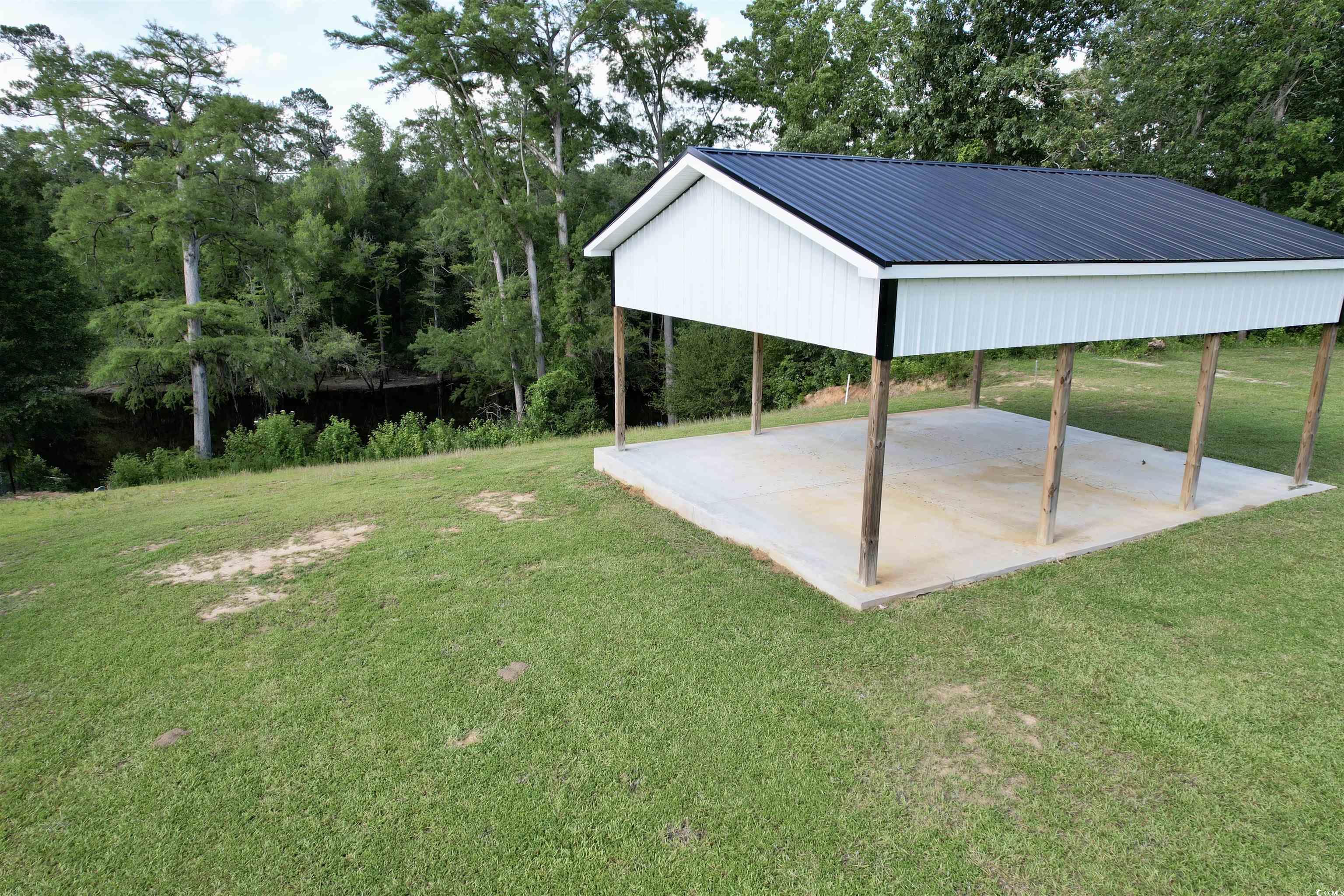 11 Gulley Ln. Property Photo 5