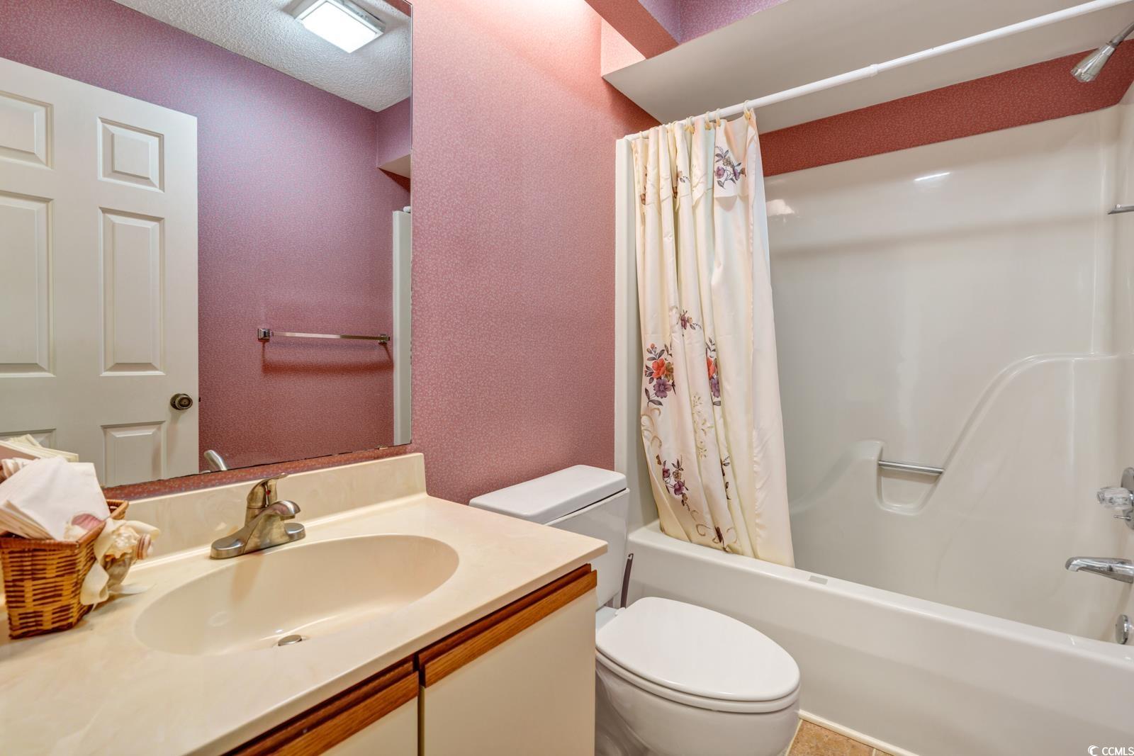 213 Birkdale Ln. Property Photo 12