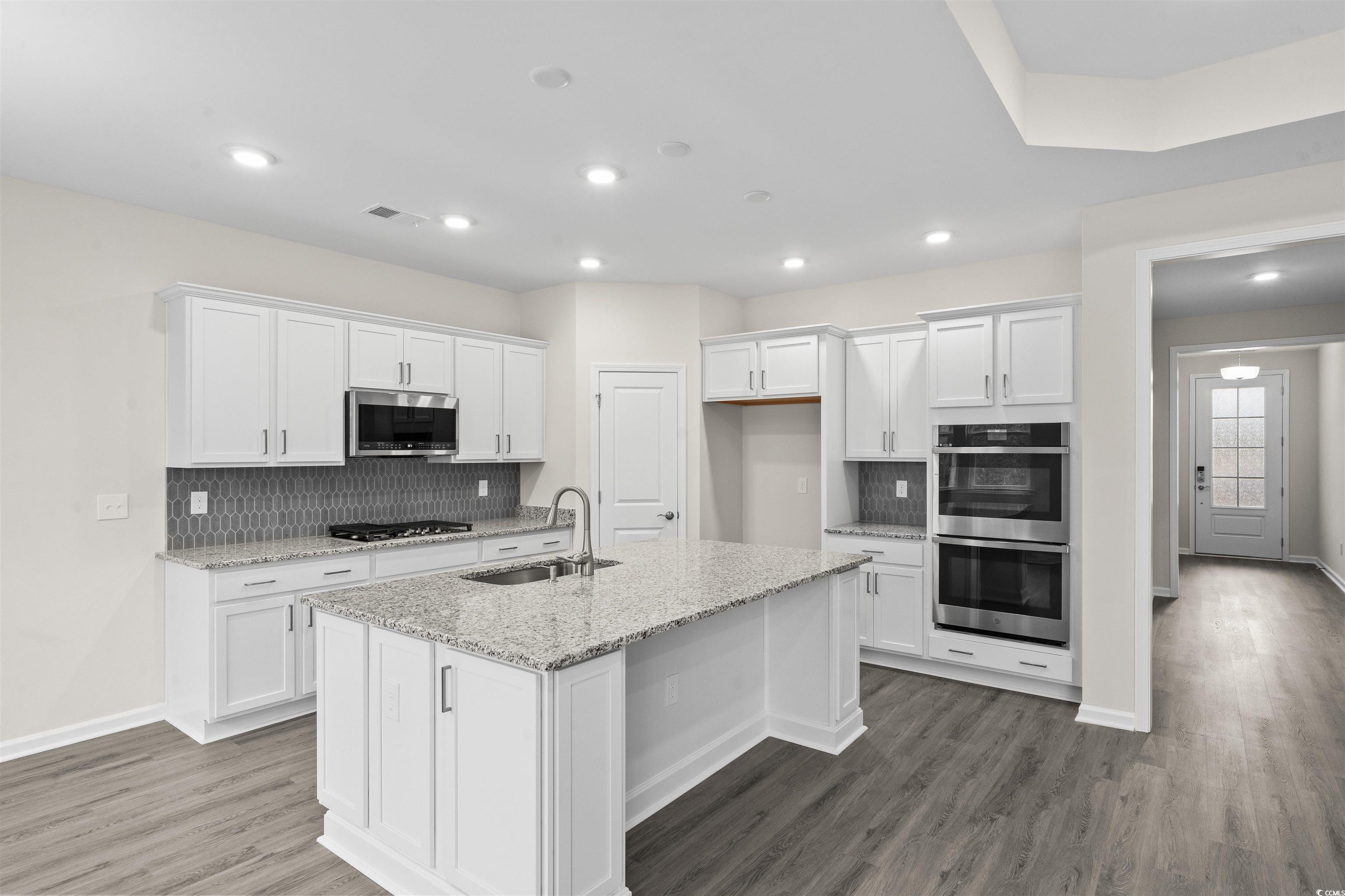 512 Sheepbridge Way Property Photo 13