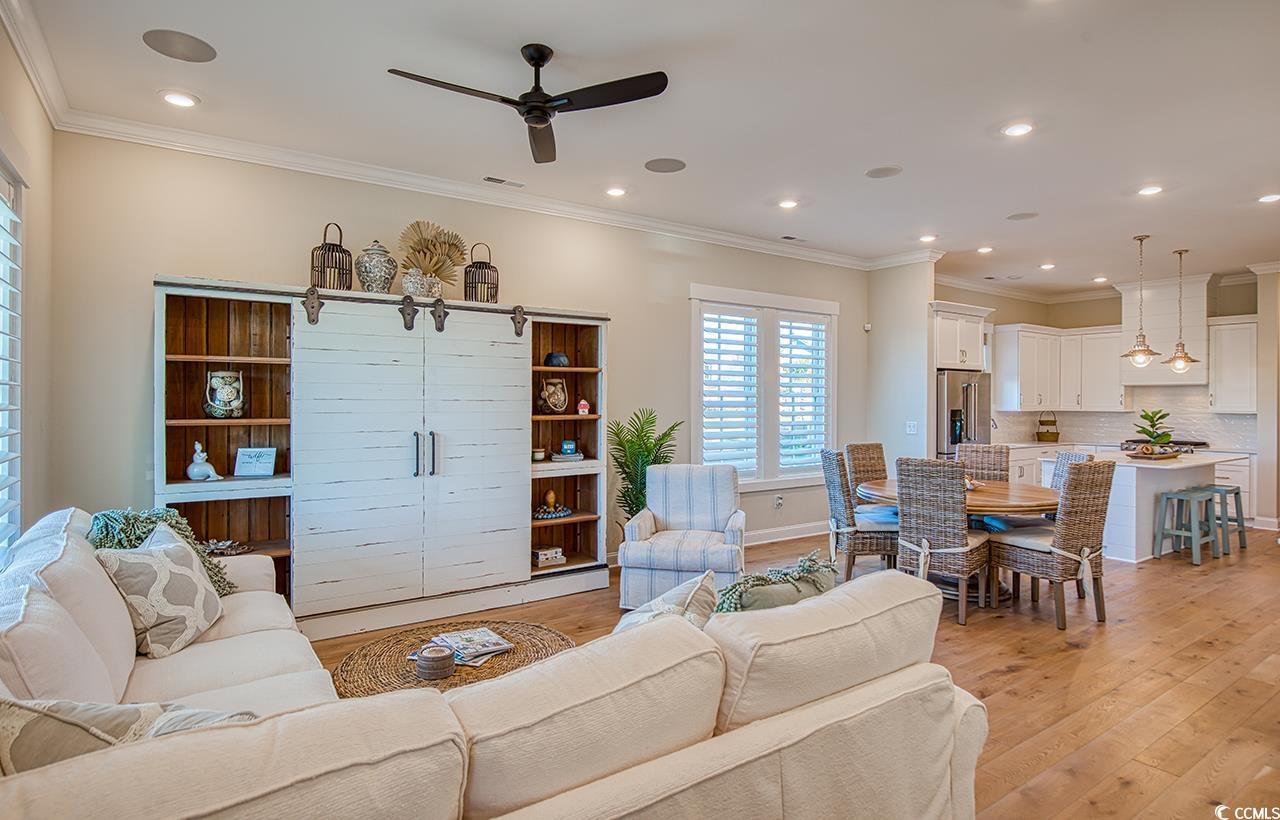 8165 Living Tide Dr. Property Photo 10