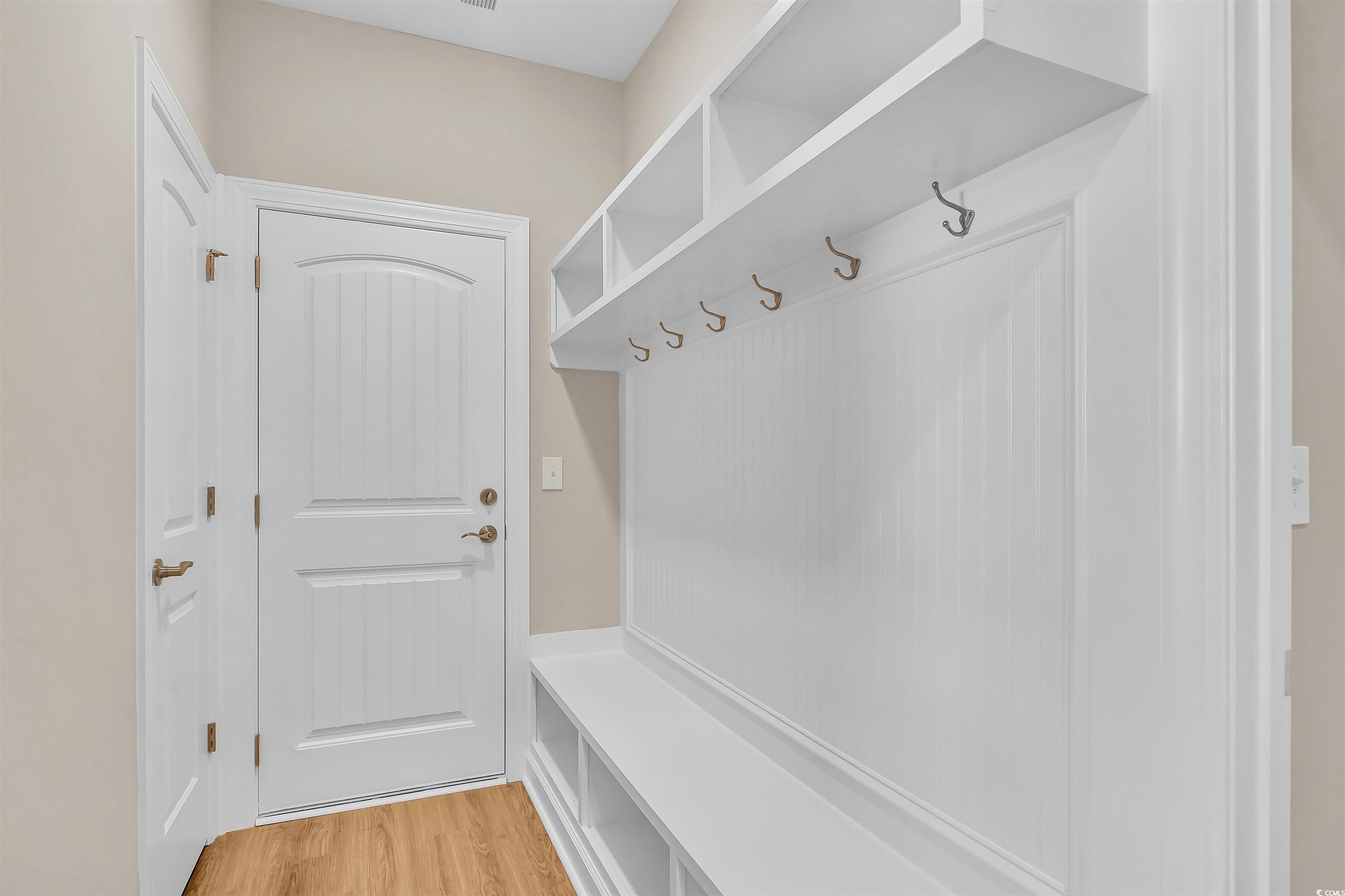 626 Castle Ct. Property Photo 23