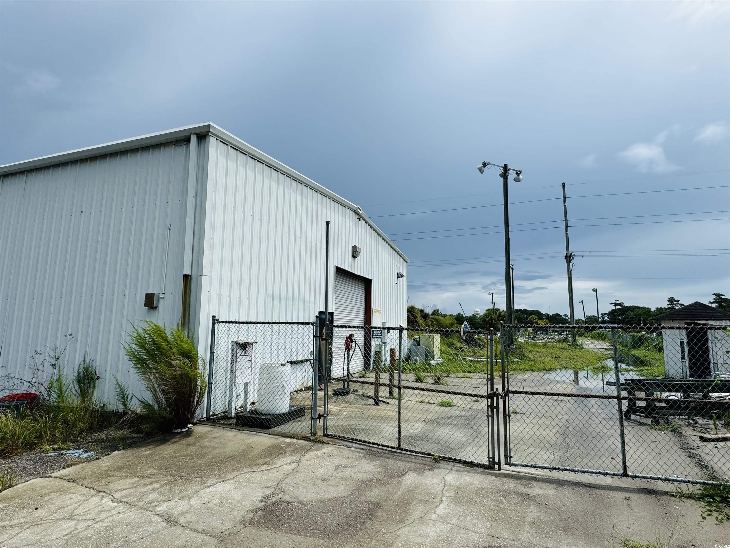 910 Highway 17 Business South Property Photo 1