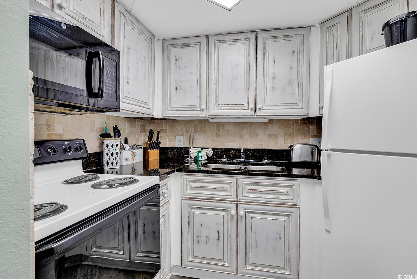1501 S Ocean Blvd. Property Photo 6