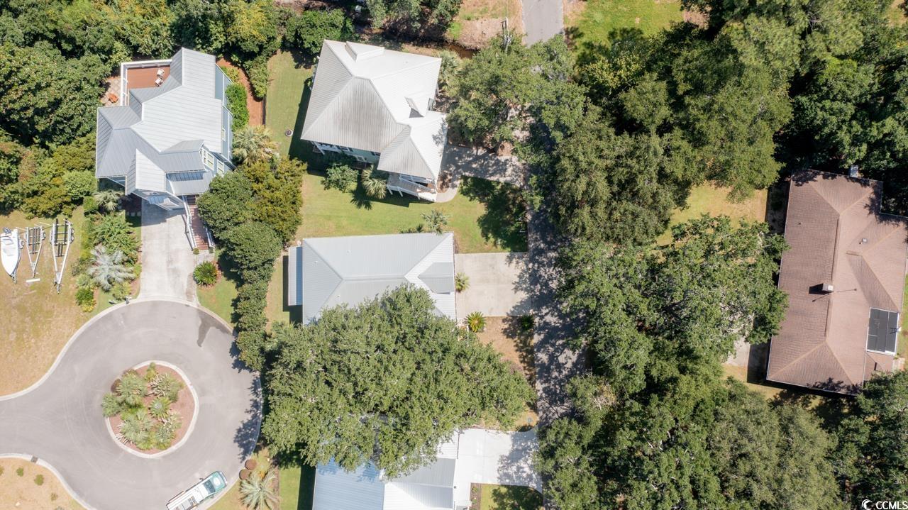590 Collins Ave. Property Photo 2