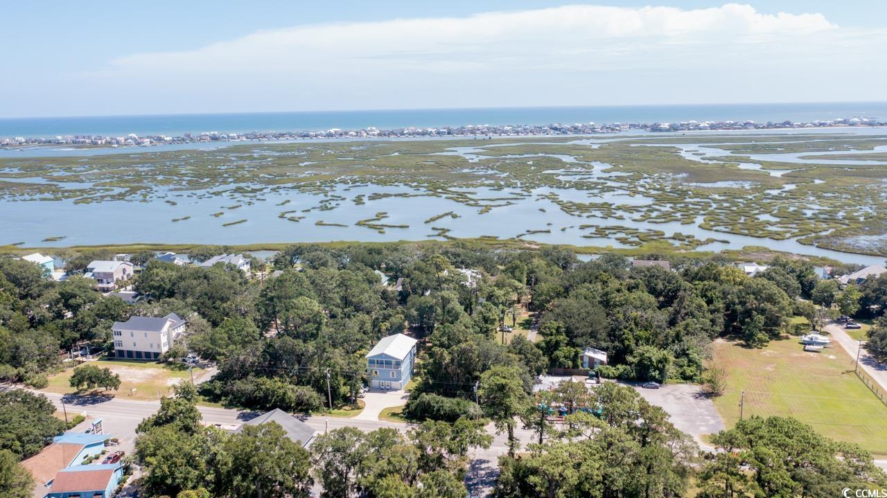 590 Collins Ave. Property Photo 3