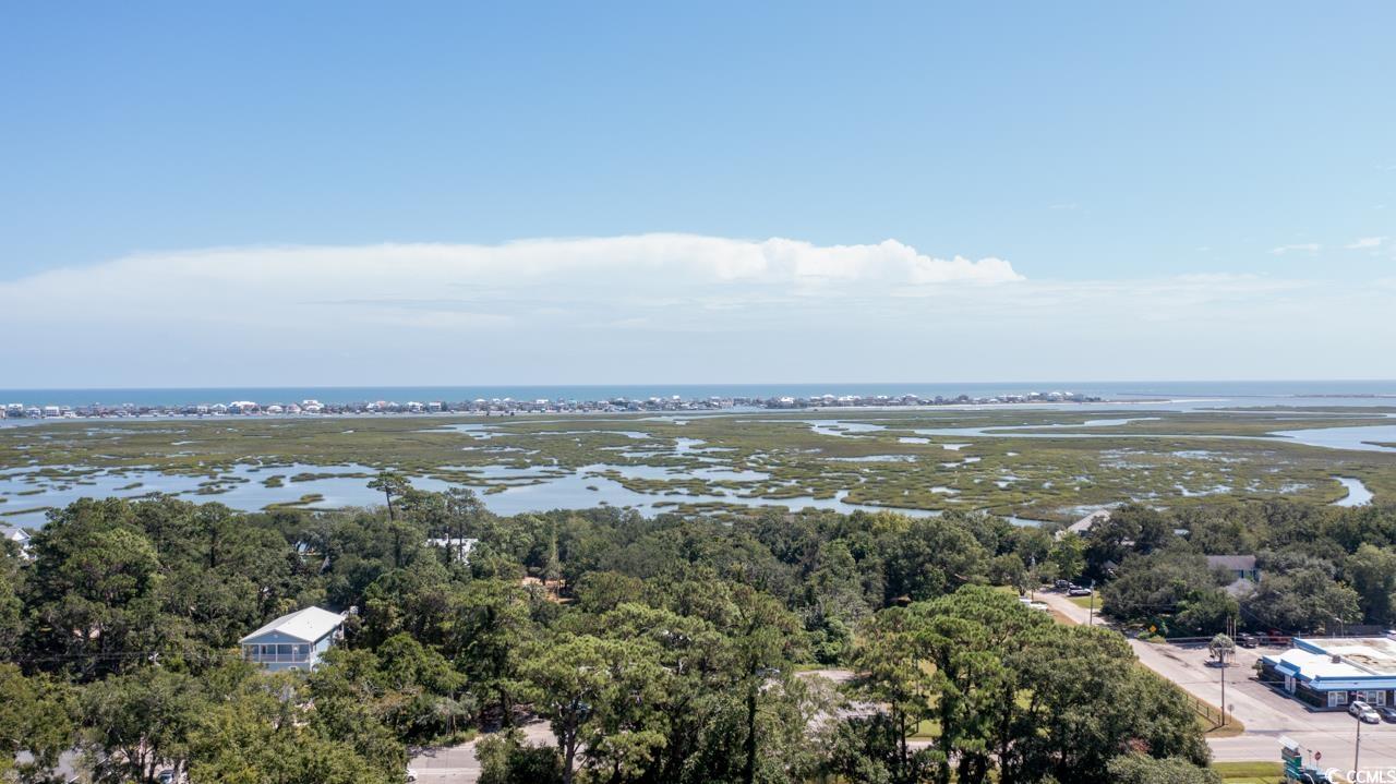590 Collins Ave. Property Photo 20