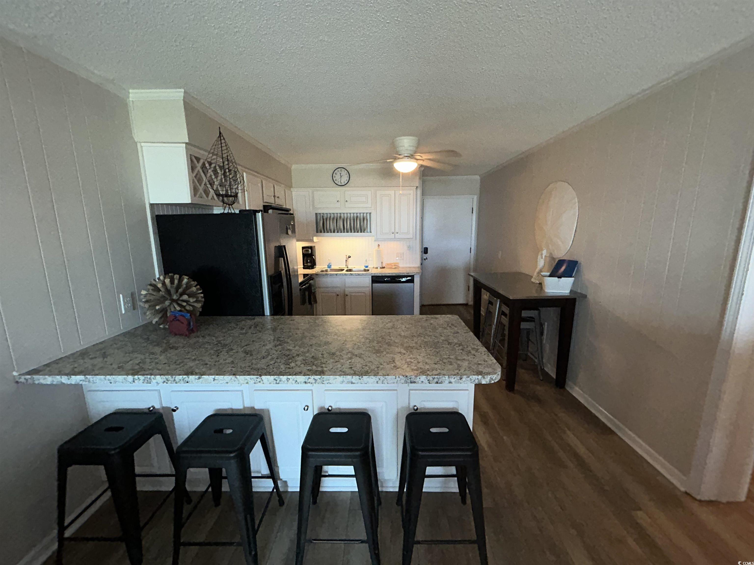 9540 Shore Dr. Property Photo 6