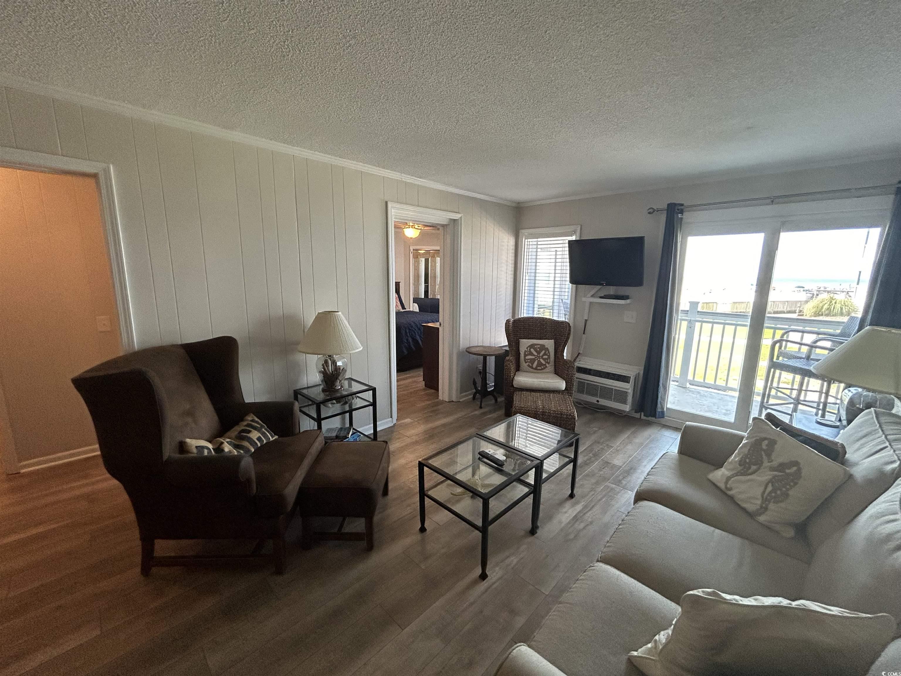 9540 Shore Dr. Property Photo 7