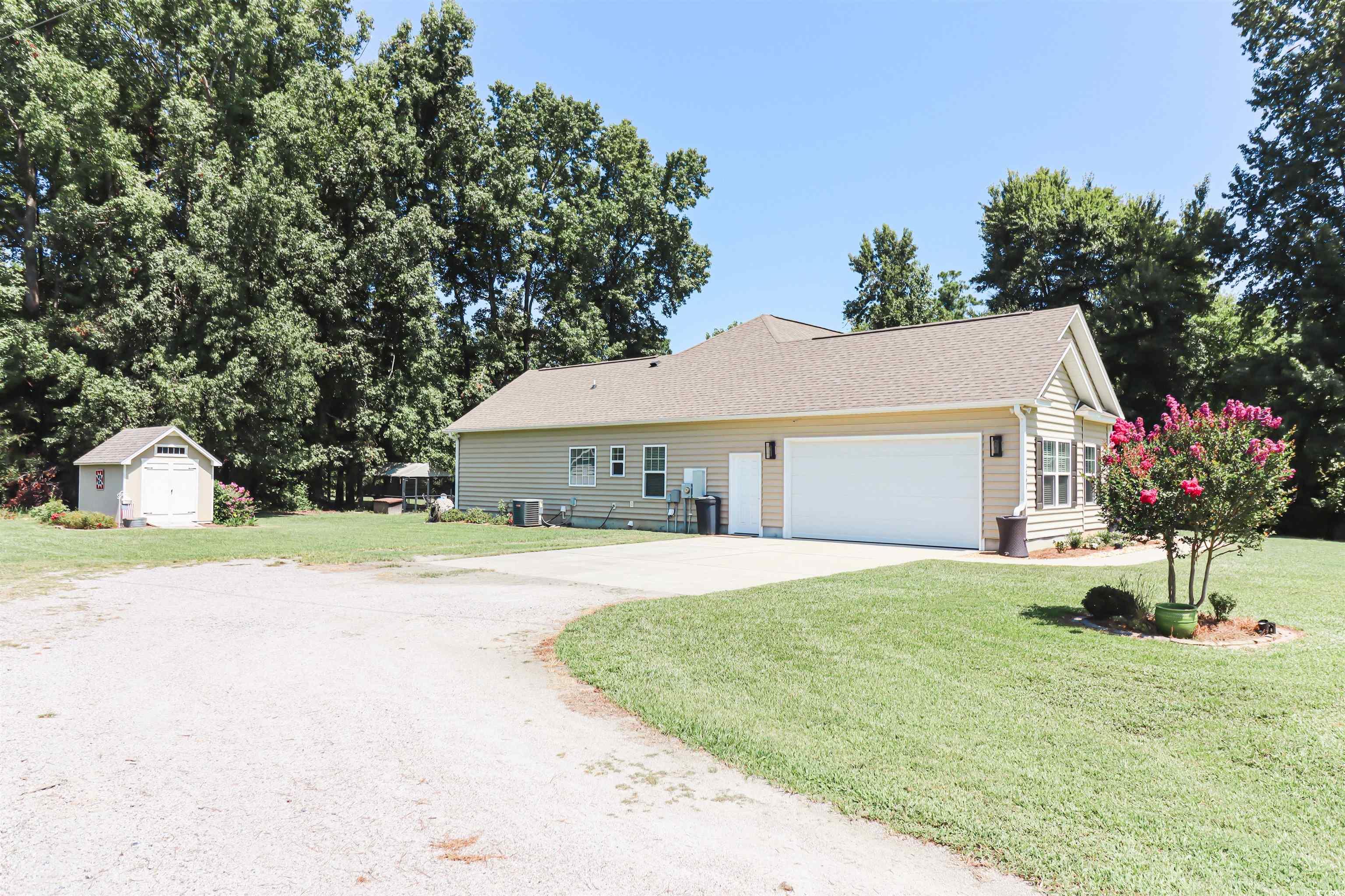 3861 Nichols Hwy. Property Photo 33