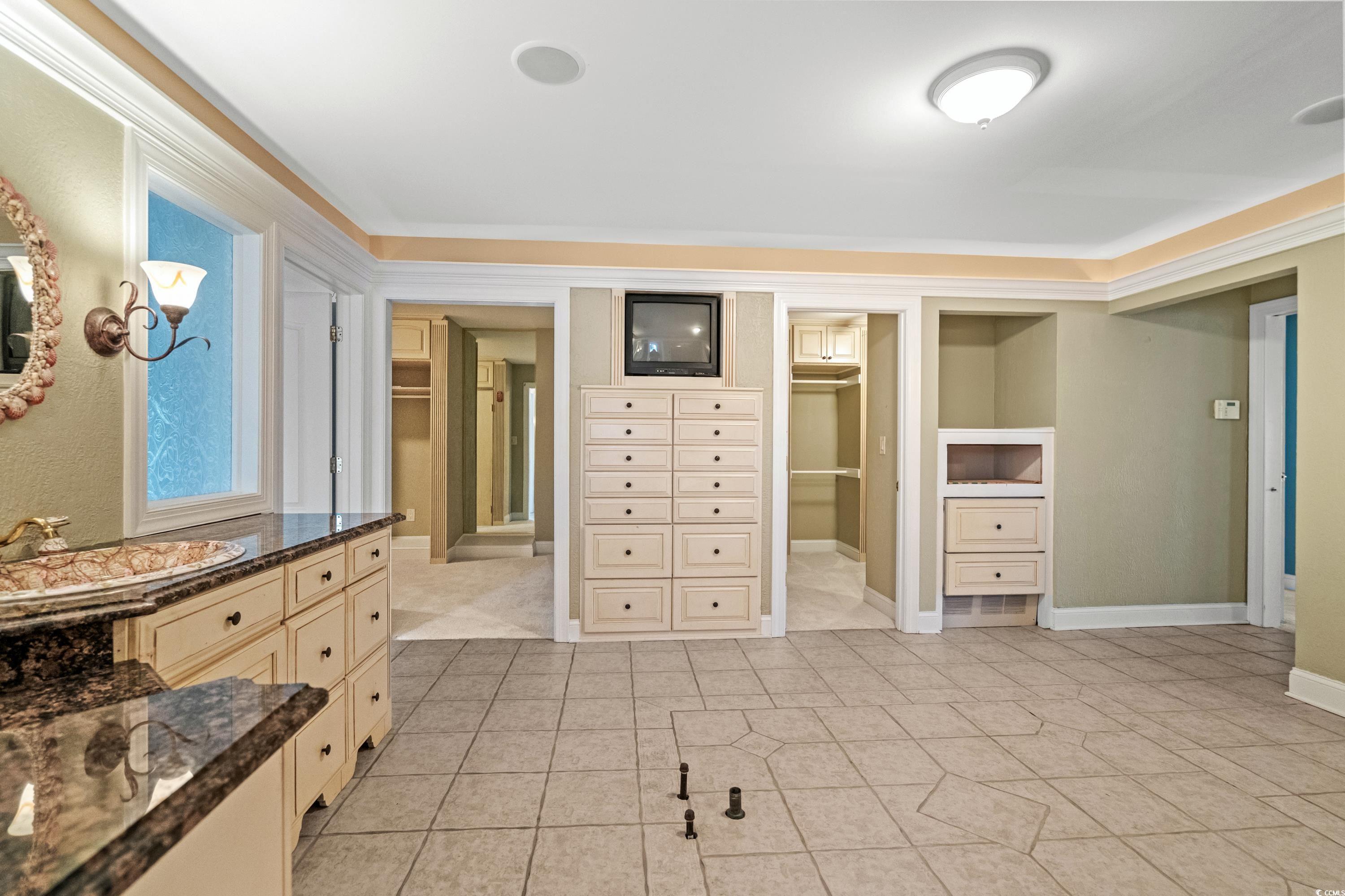 8000 Beach Dr. Property Photo 26