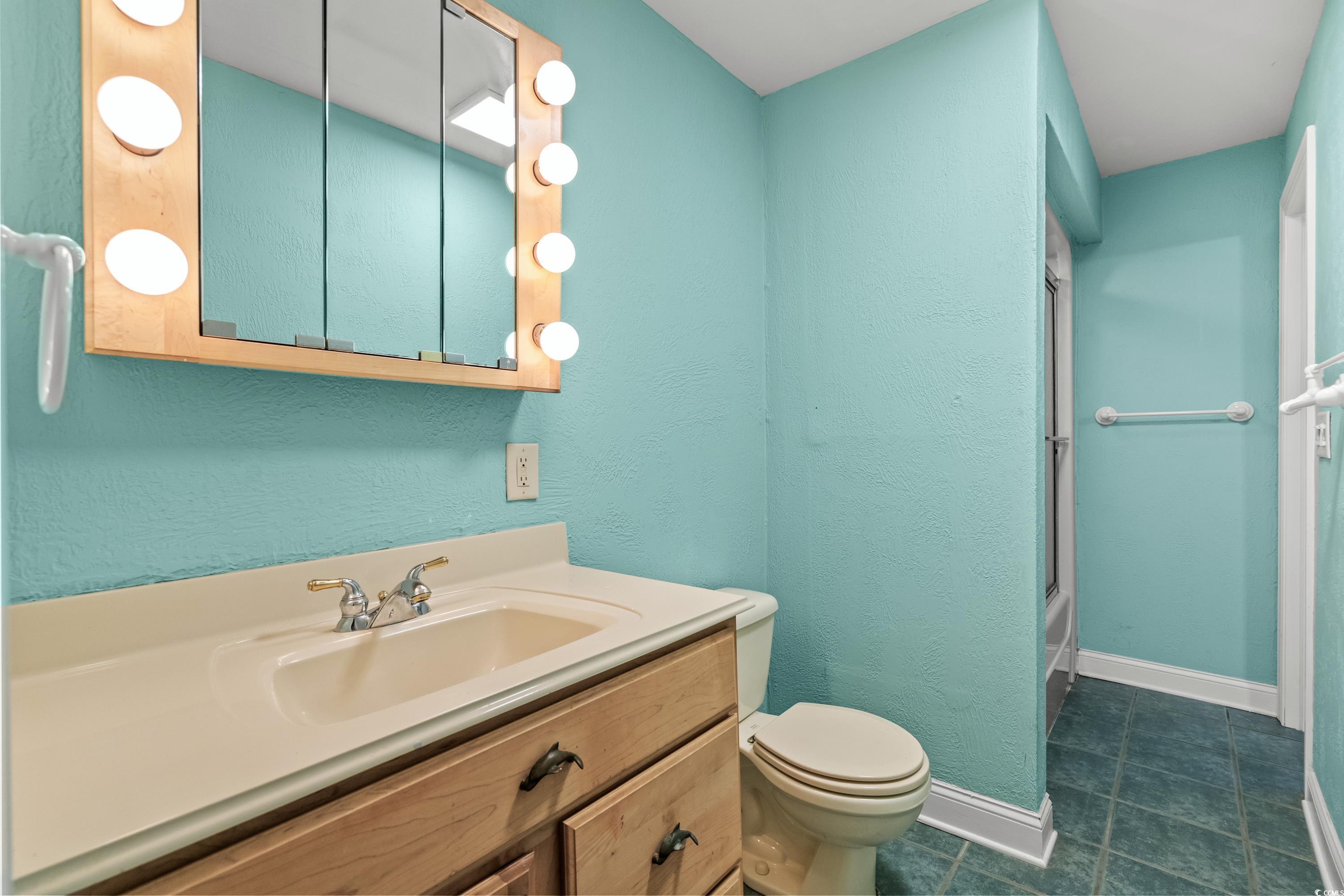 8000 Beach Dr. Property Photo 36
