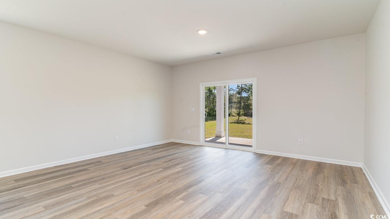 170 Calm Dr. Property Photo 6
