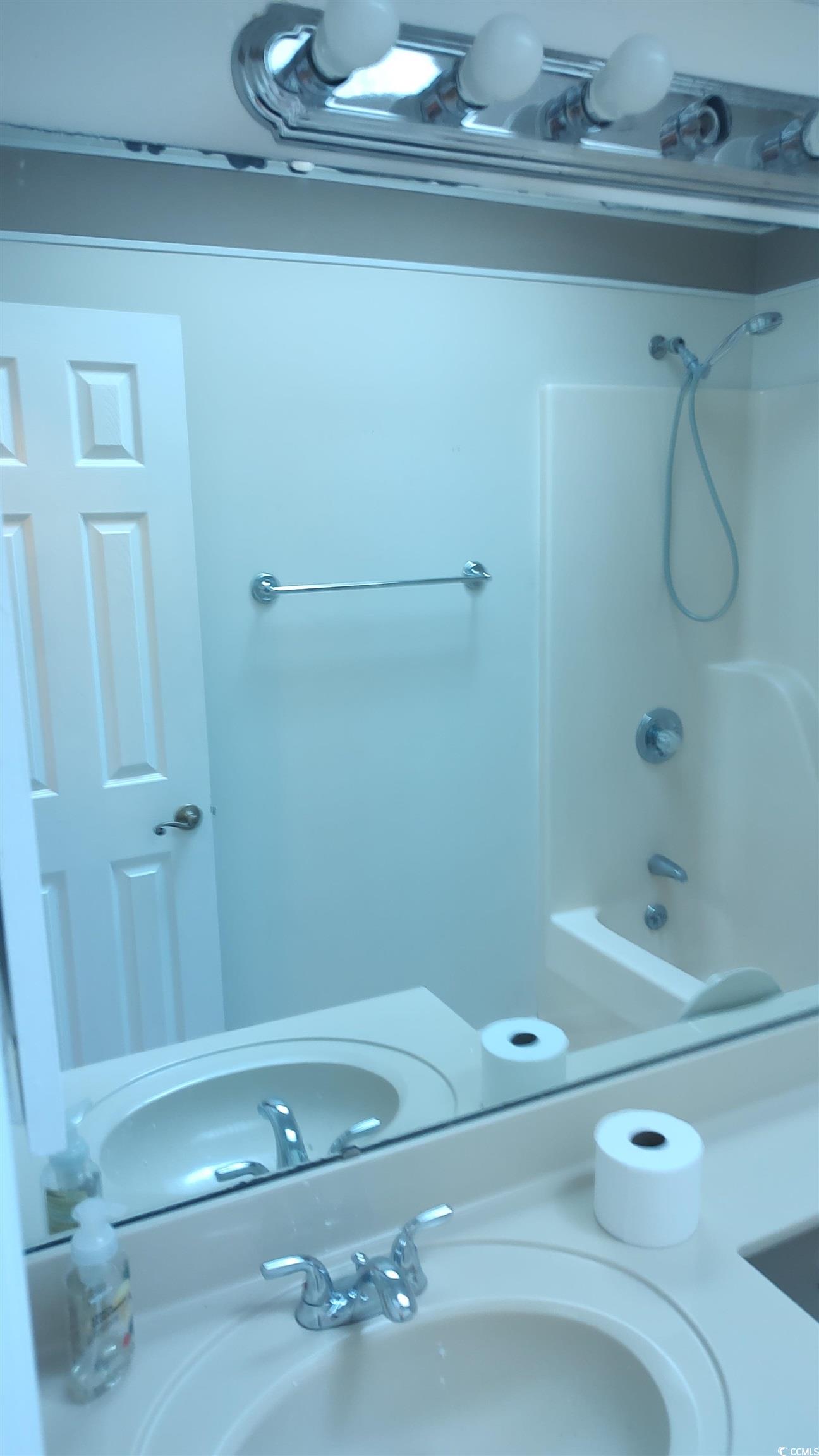 1573 Southwood Dr. Property Photo 34