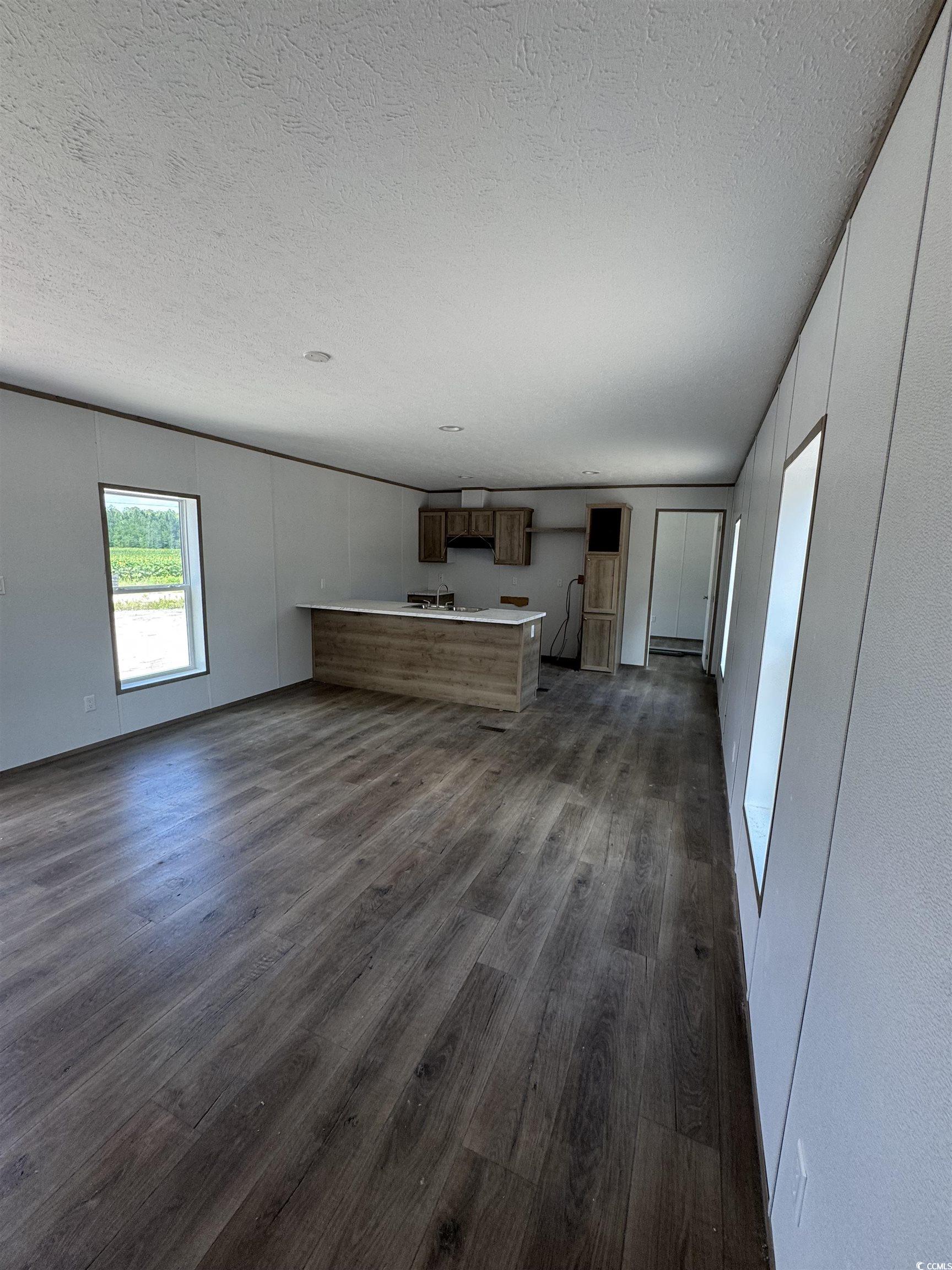 2494 Newton Rd. Property Photo 4