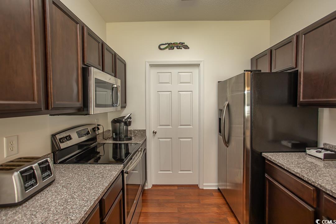 4917 Twin Pond Ct. Property Photo 11
