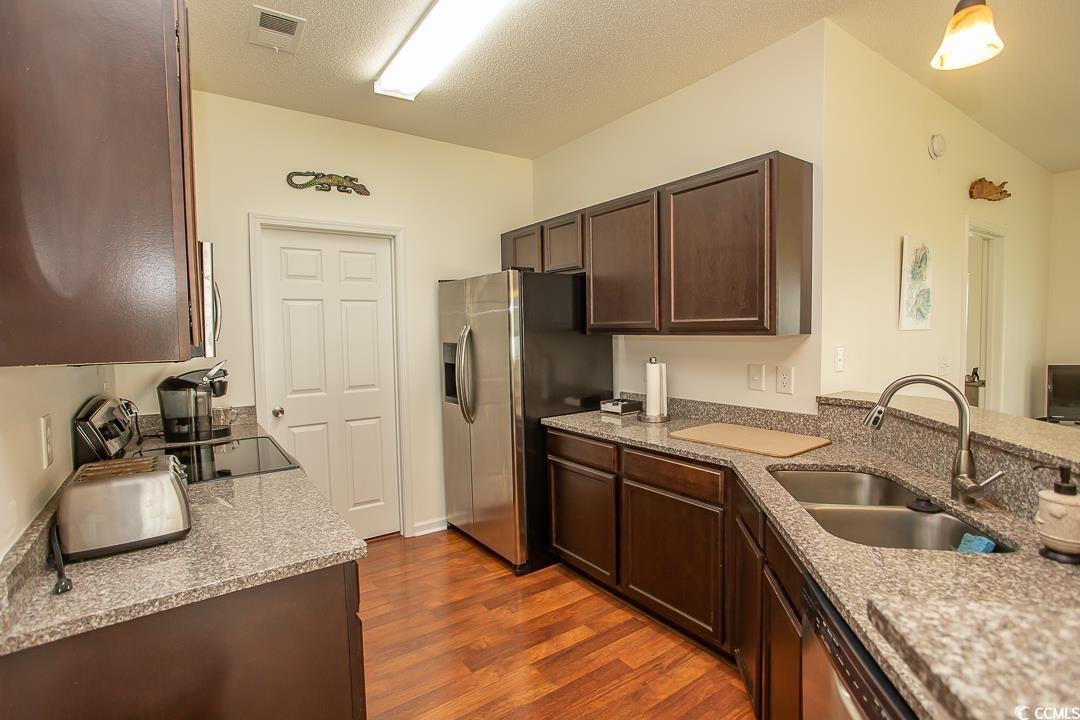4917 Twin Pond Ct. Property Photo 12