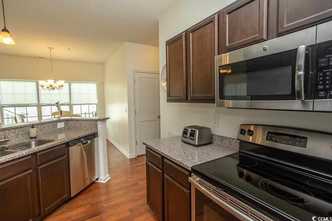 4917 Twin Pond Ct. Property Photo 15