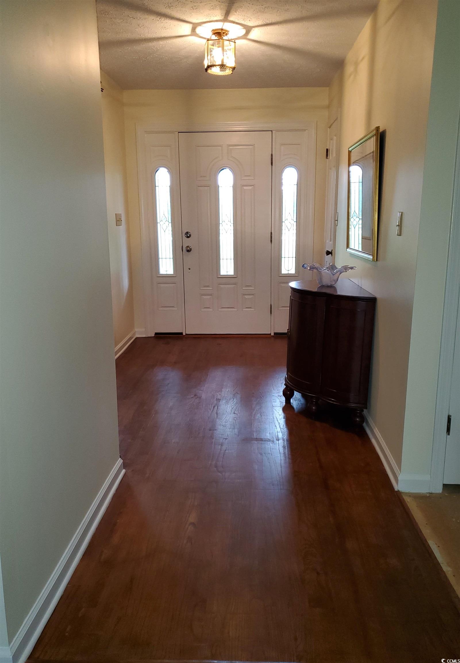 5864 Crestwood Dr. Property Photo 3