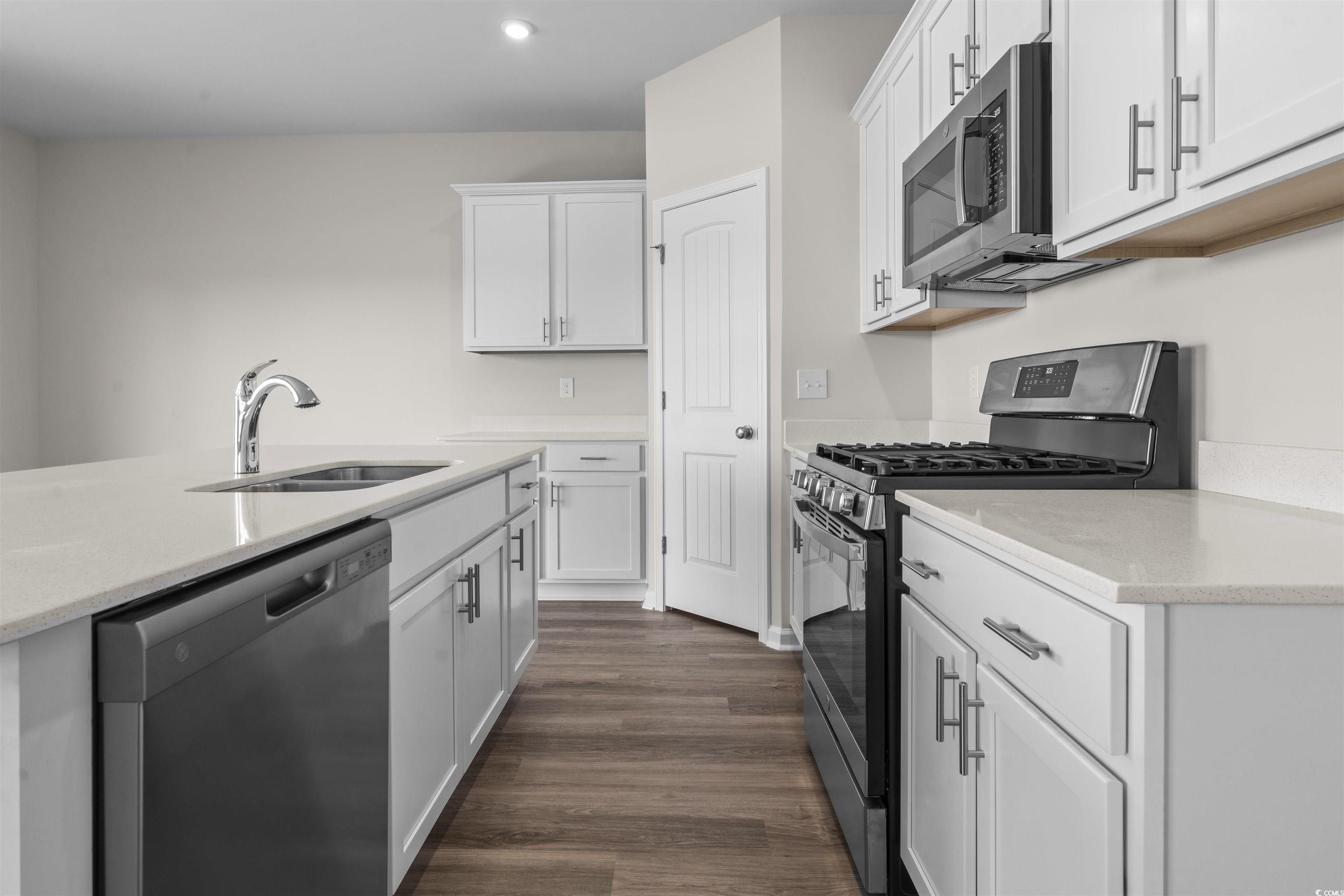 3058 Deerberry Place Property Photo 15
