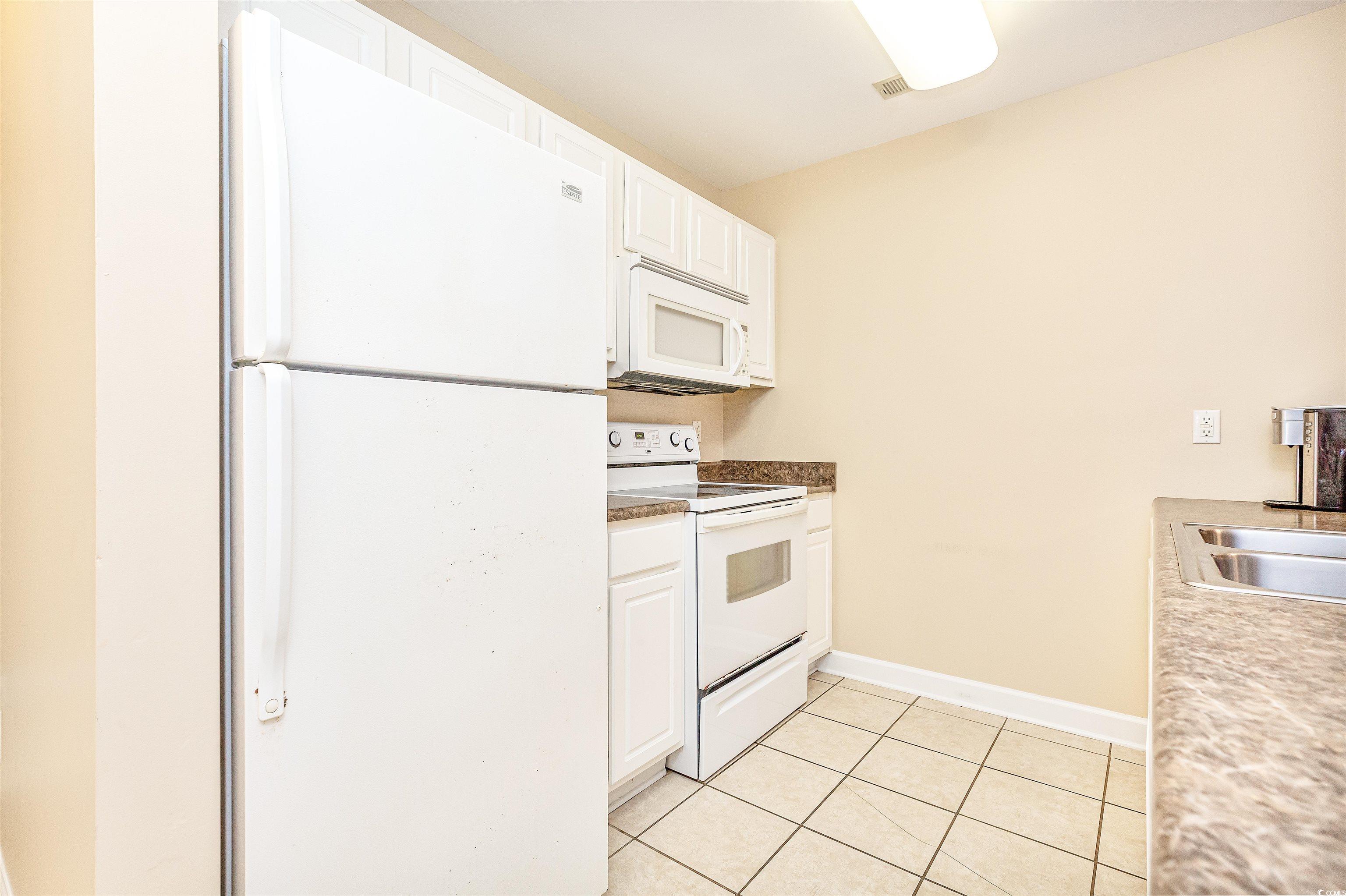 2101 Firebird Ln. Property Photo 3
