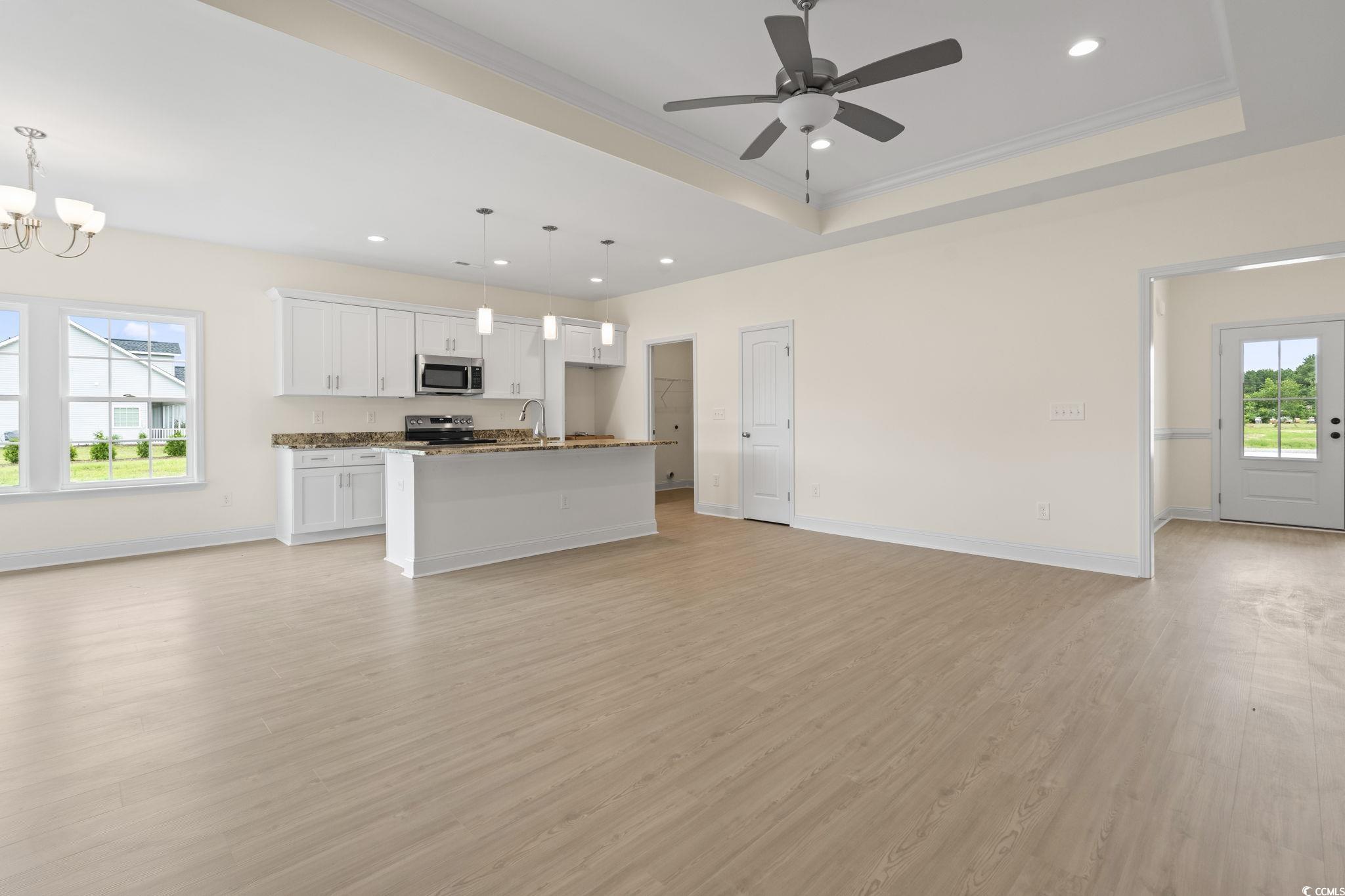 108 Infinity Ln. Property Photo 12