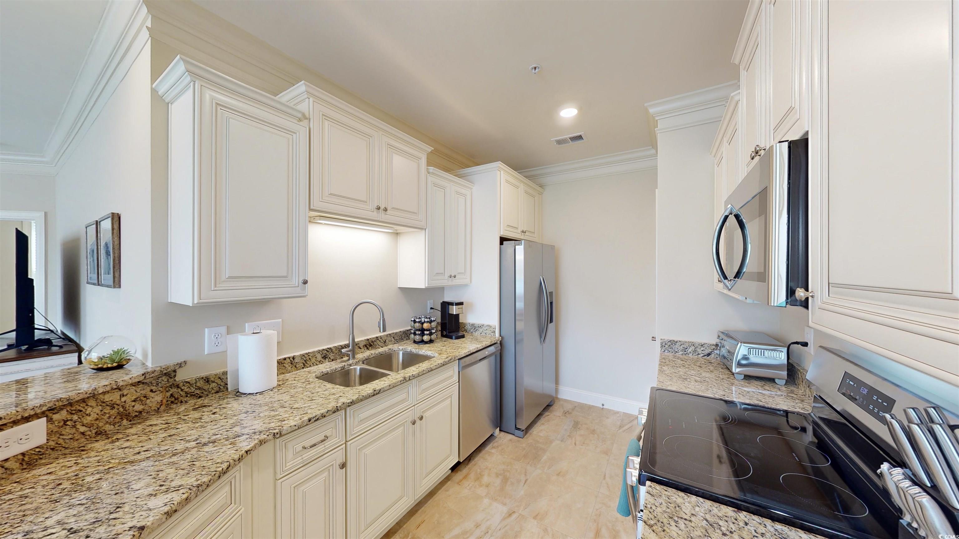 35 Delray Dr. Property Photo 5