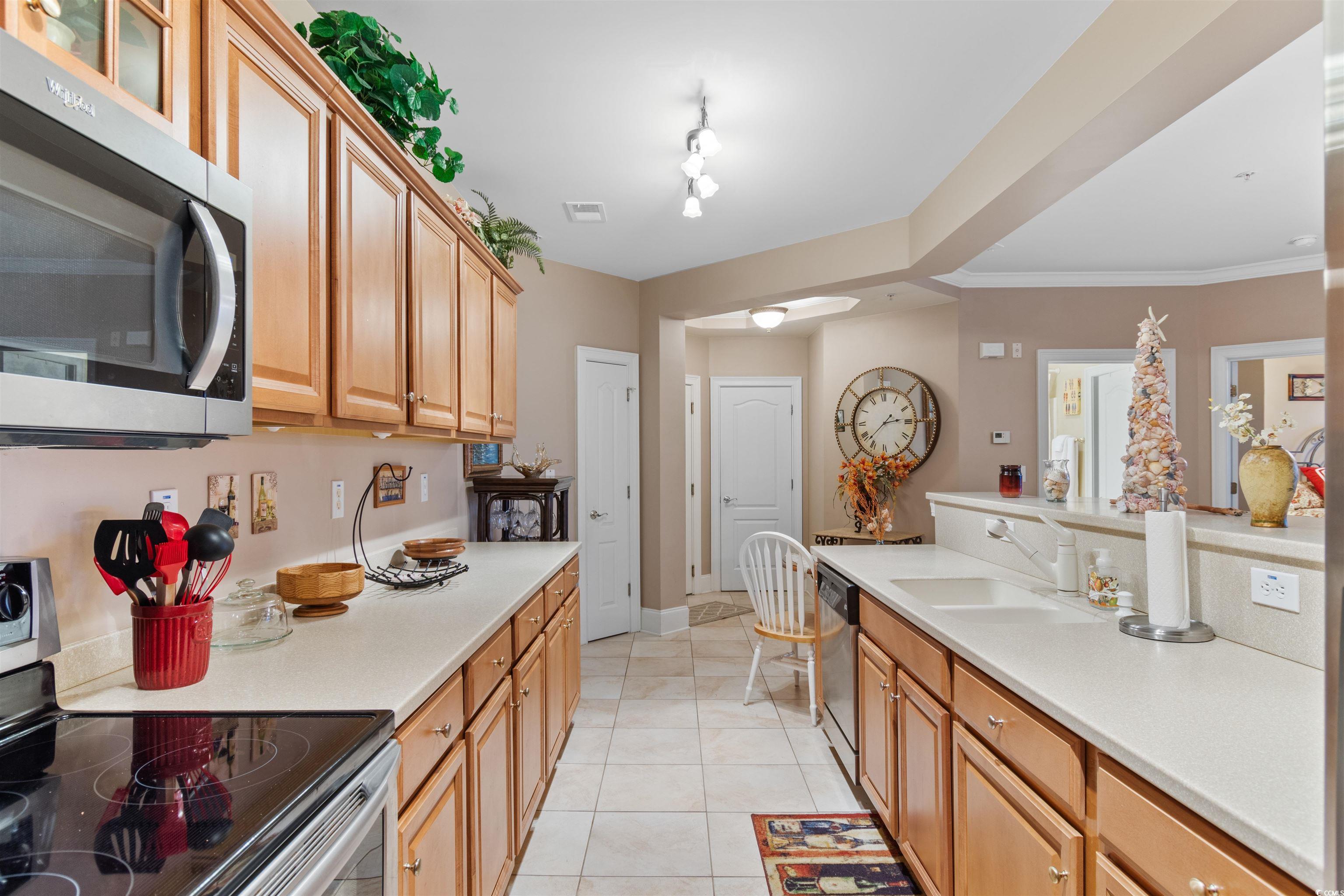 2180 Waterview Dr. Property Photo 8