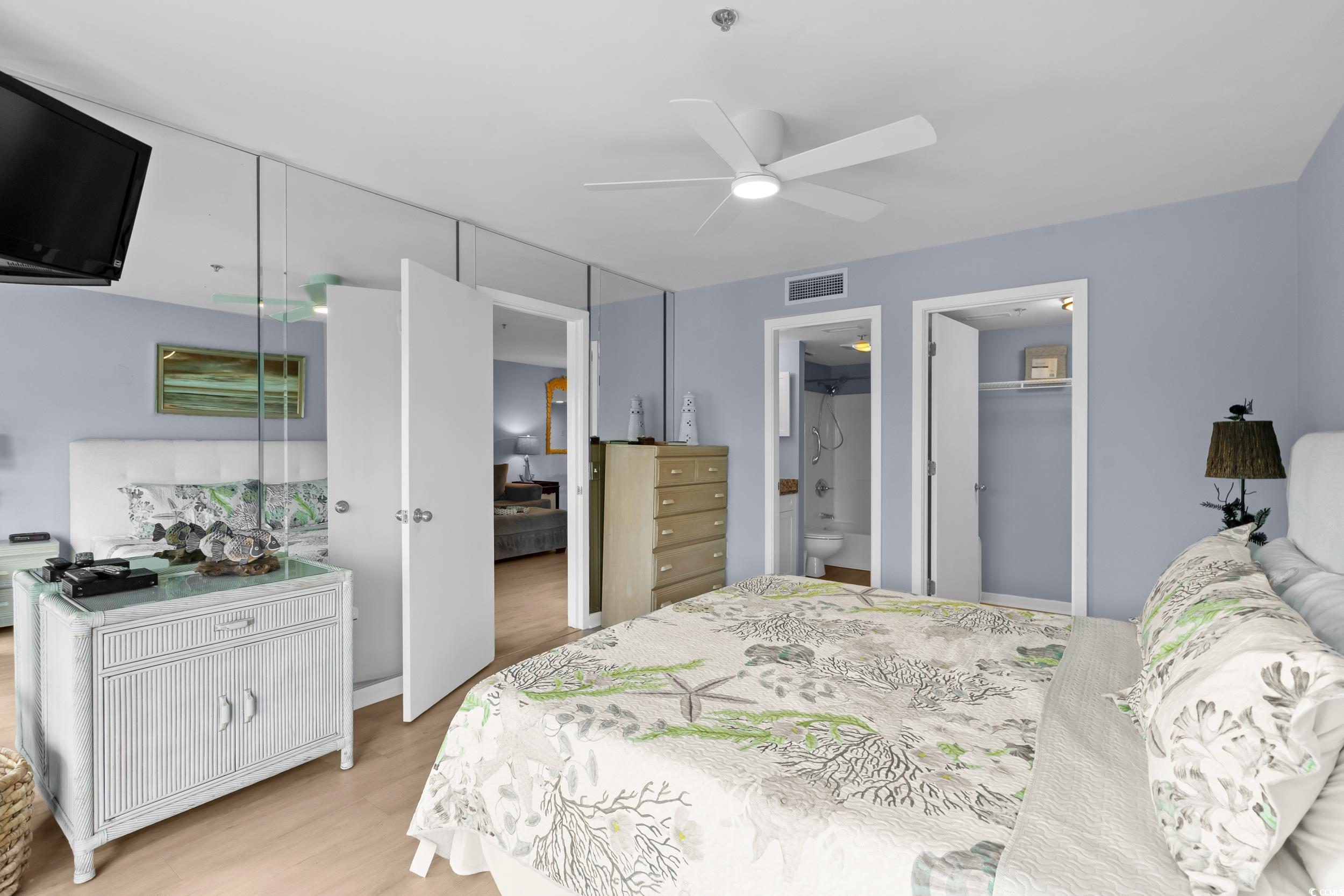 410 Melrose Pl. Property Photo 17