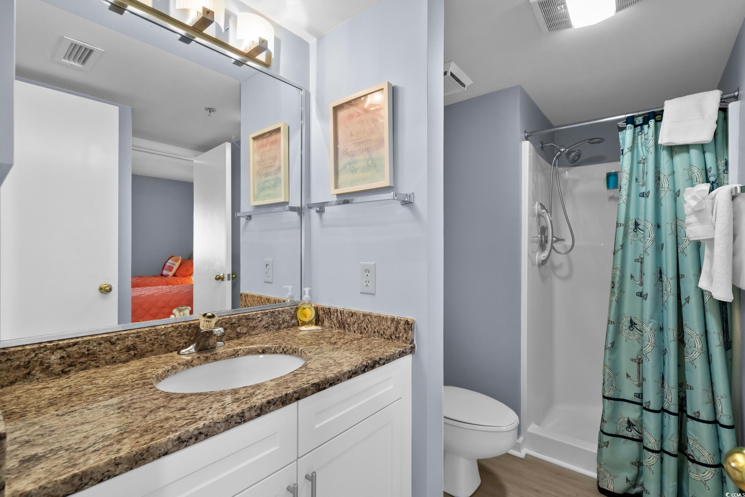410 Melrose Pl. Property Photo 22