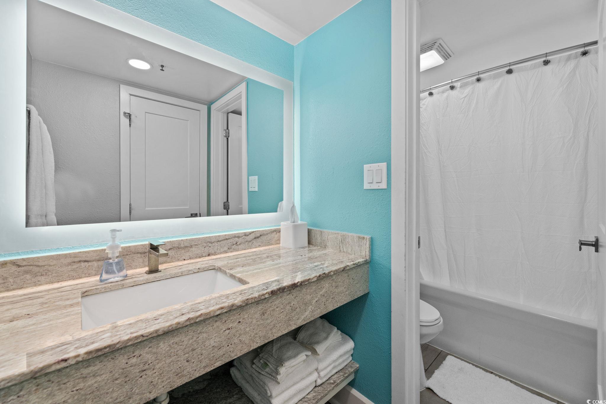 7200 Ocean Blvd. N Property Photo 6