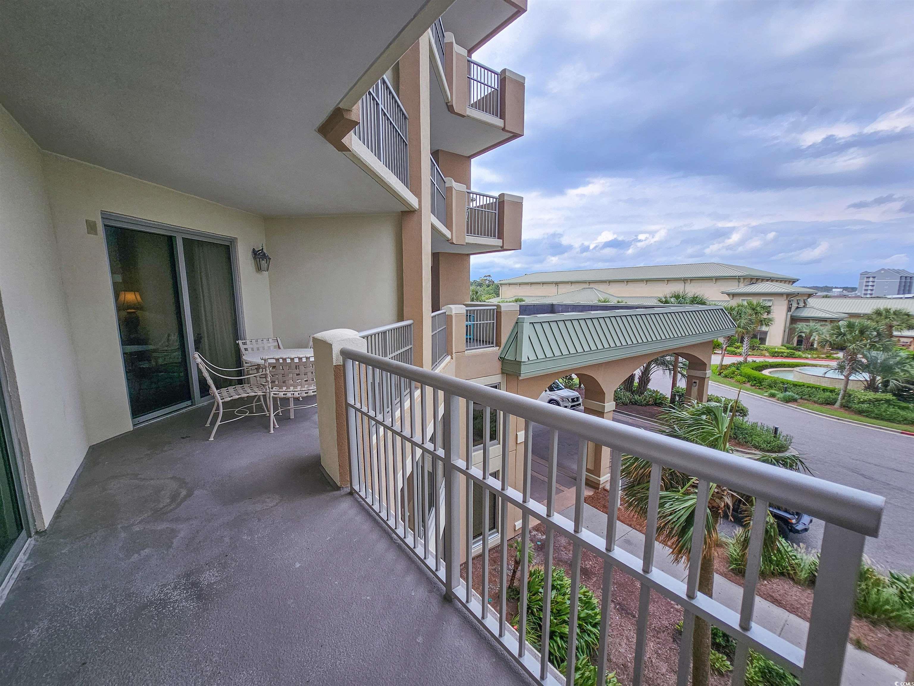 9994 Beach Club Dr. Property Photo 4