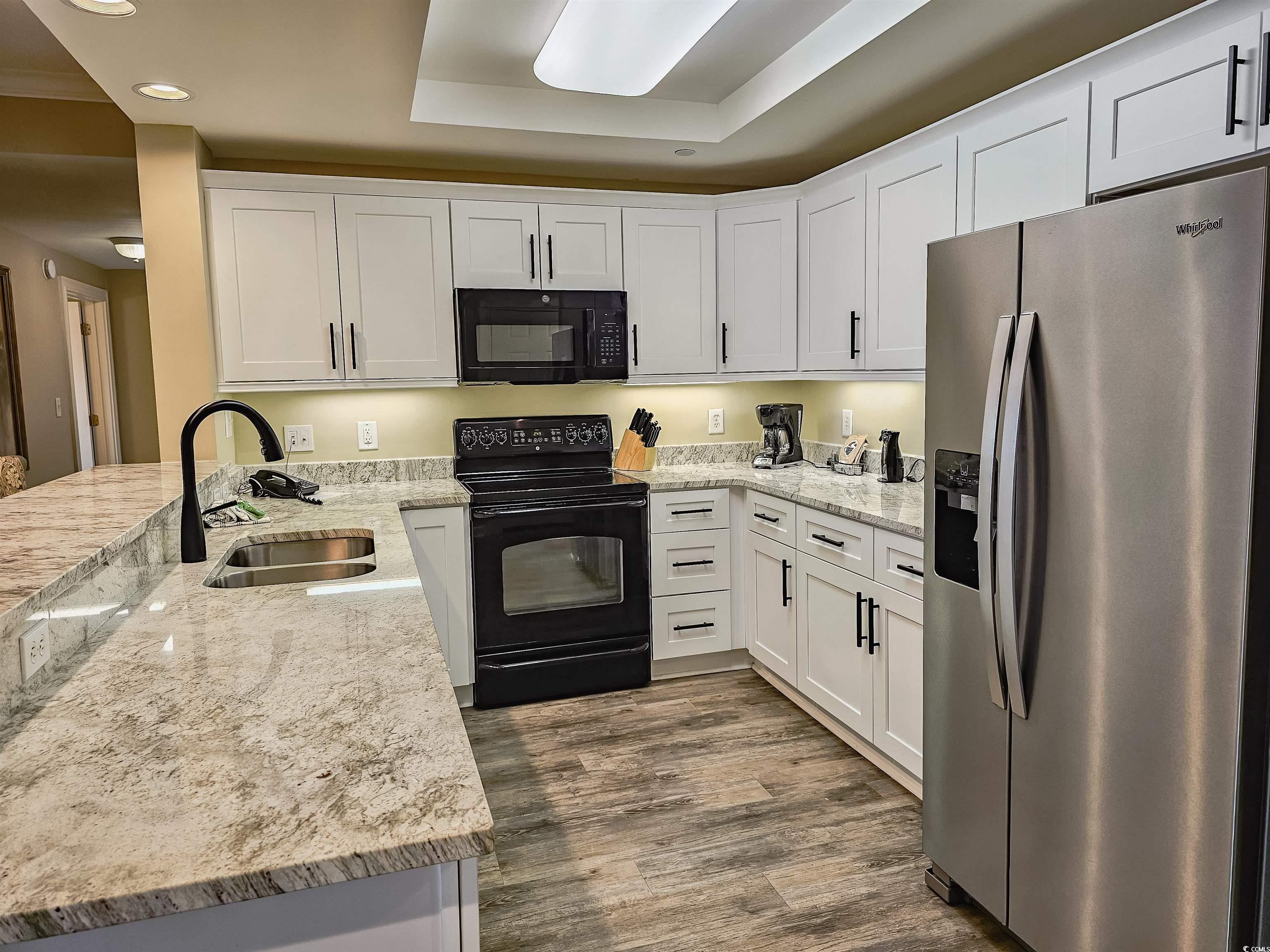 9994 Beach Club Dr. Property Photo 11