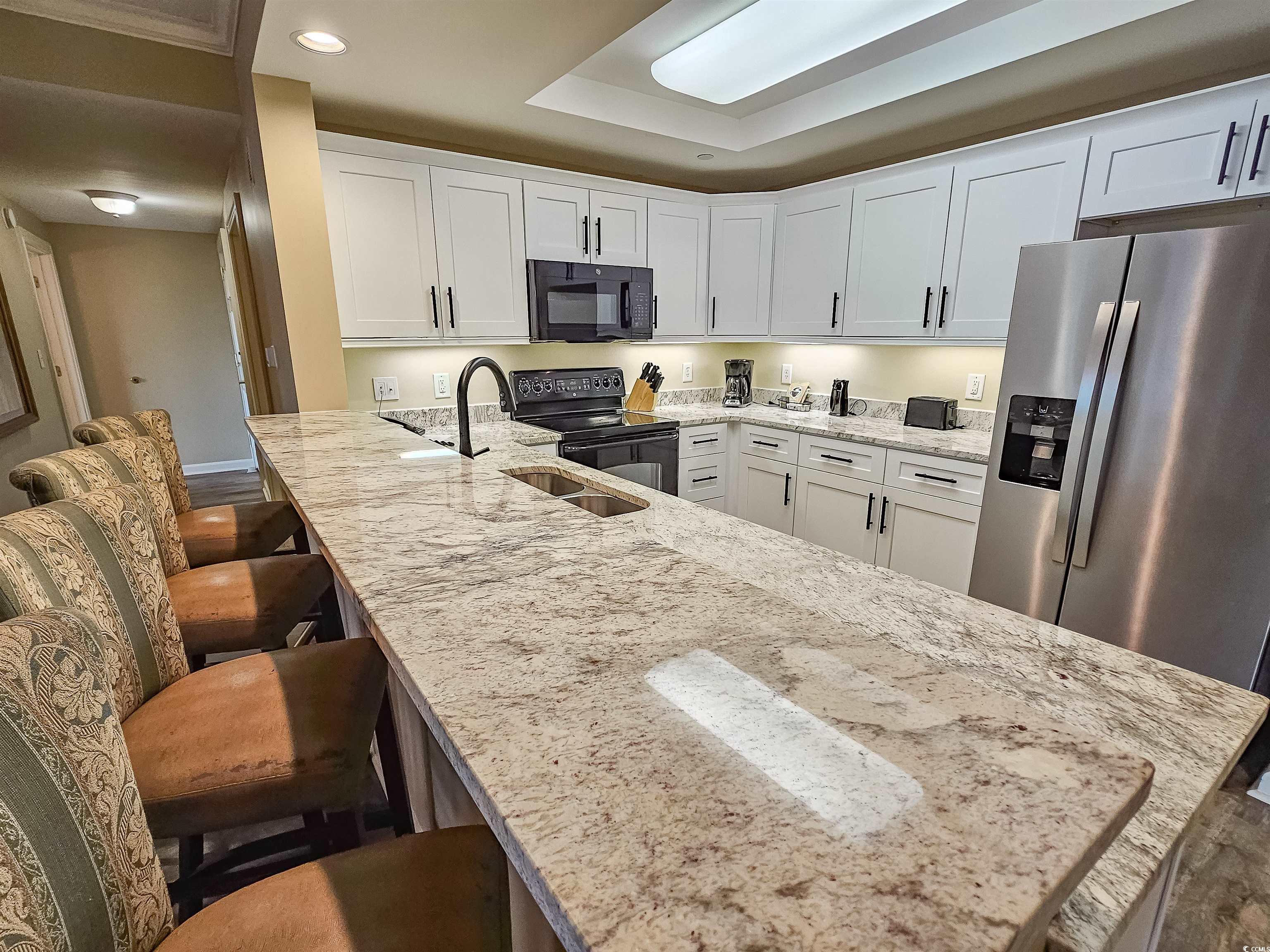 9994 Beach Club Dr. Property Photo 12