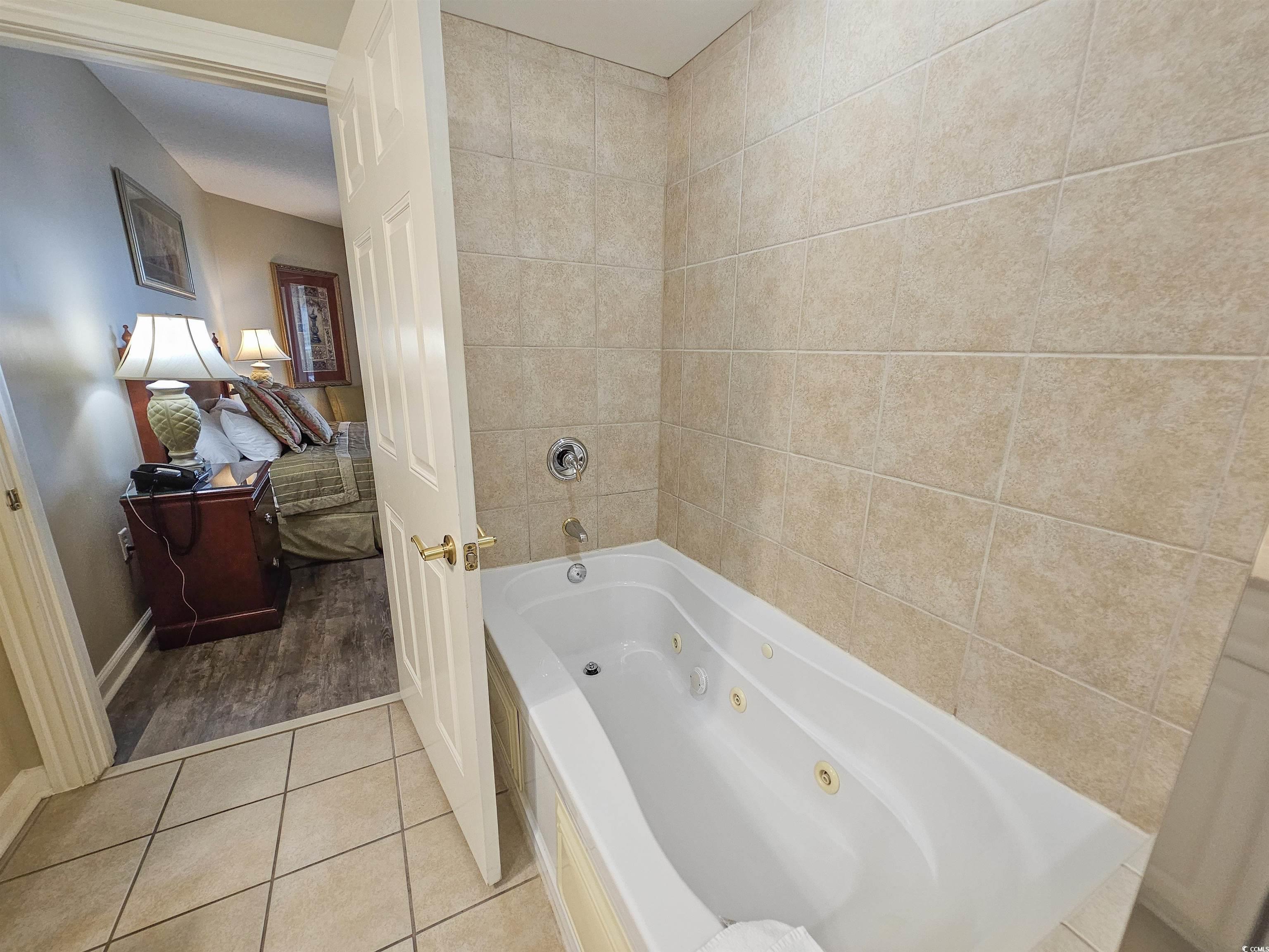9994 Beach Club Dr. Property Photo 22