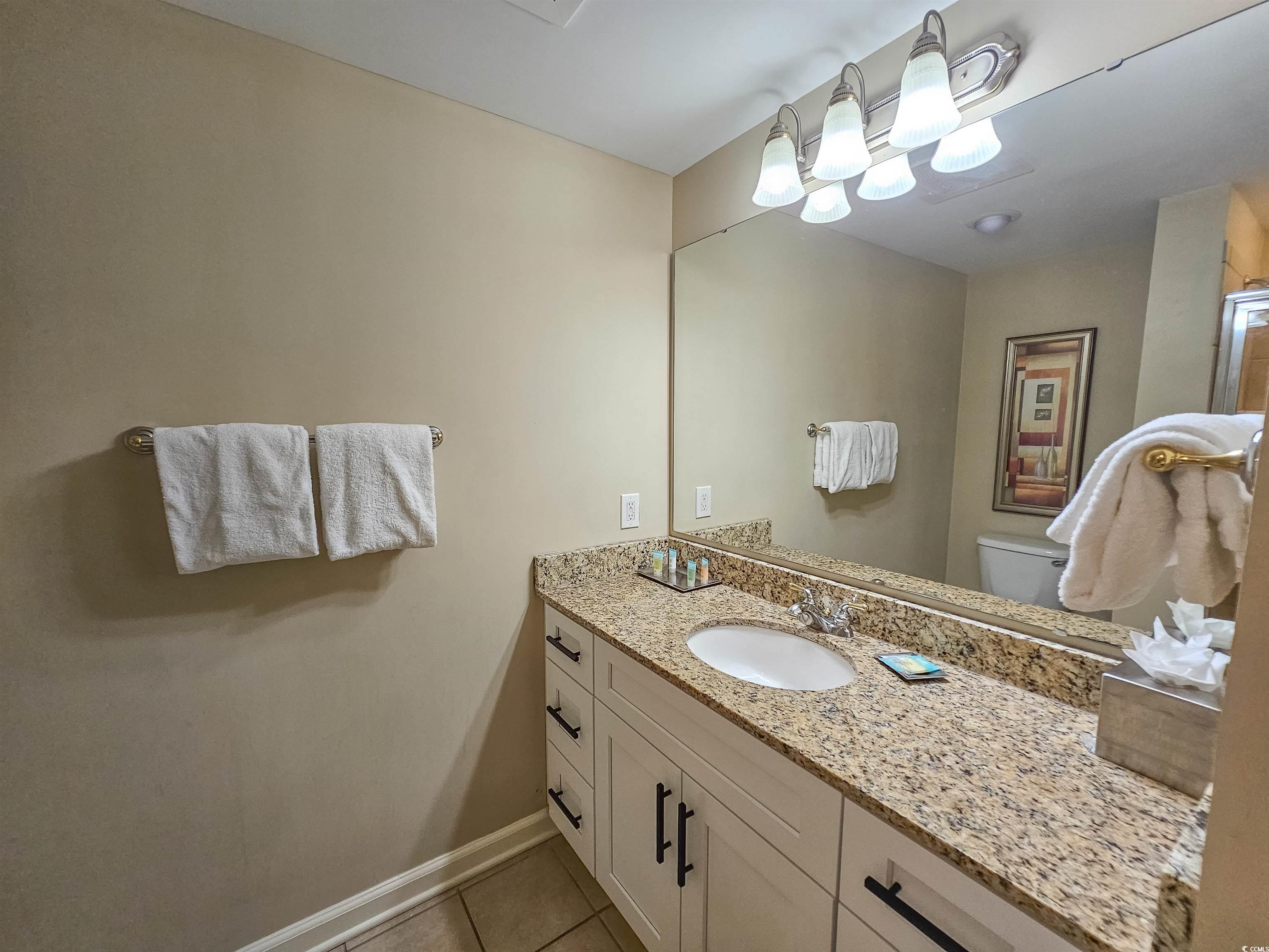 9994 Beach Club Dr. Property Photo 28