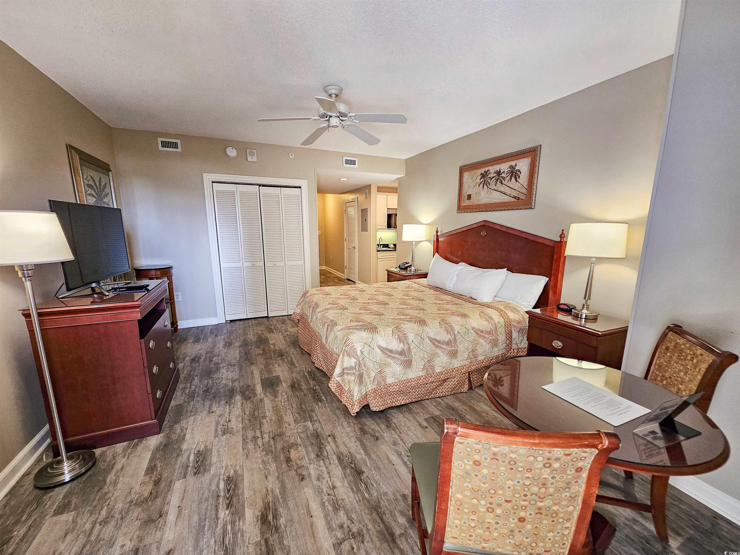 9994 Beach Club Dr. Property Photo 33