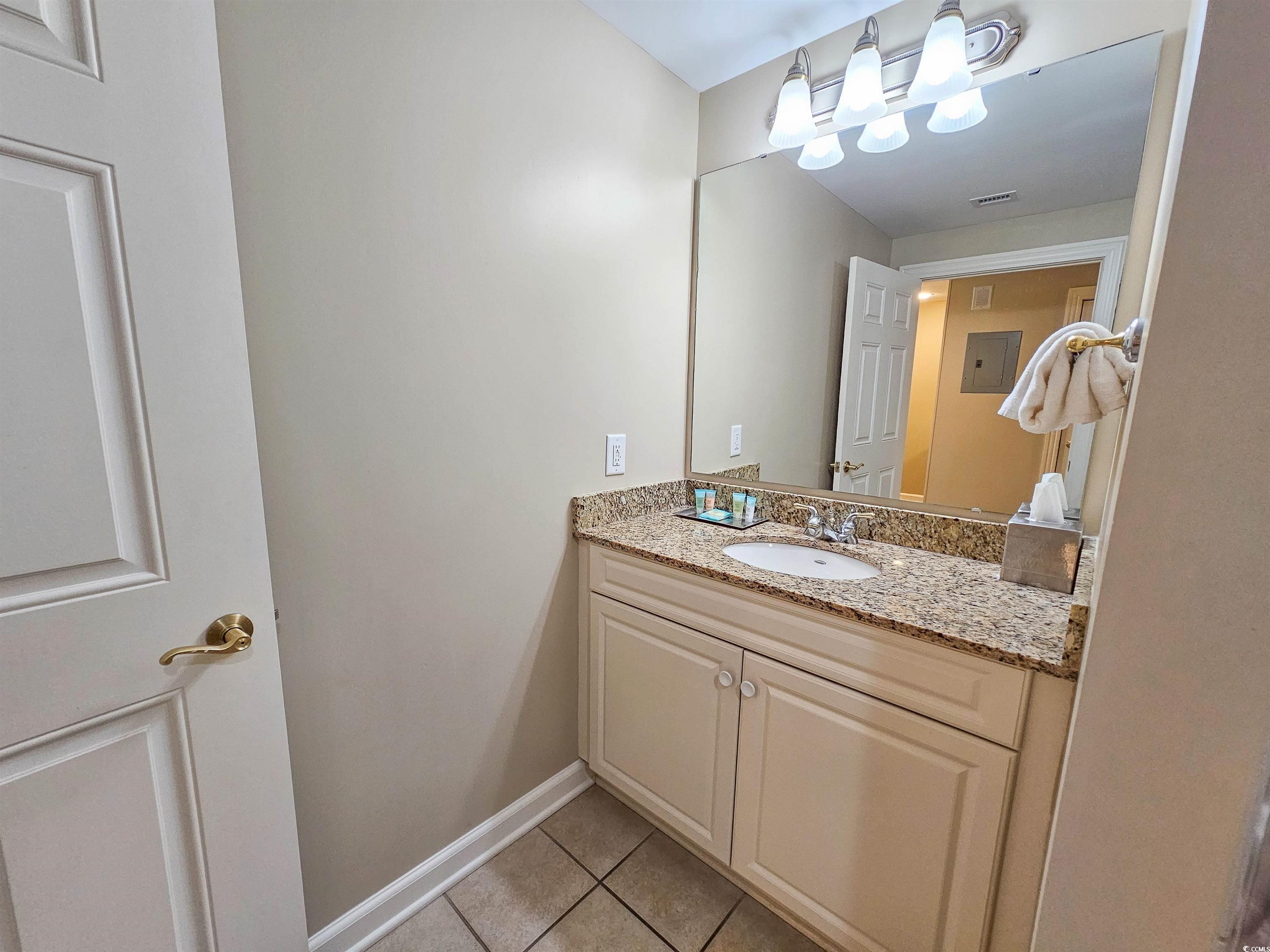9994 Beach Club Dr. Property Photo 37