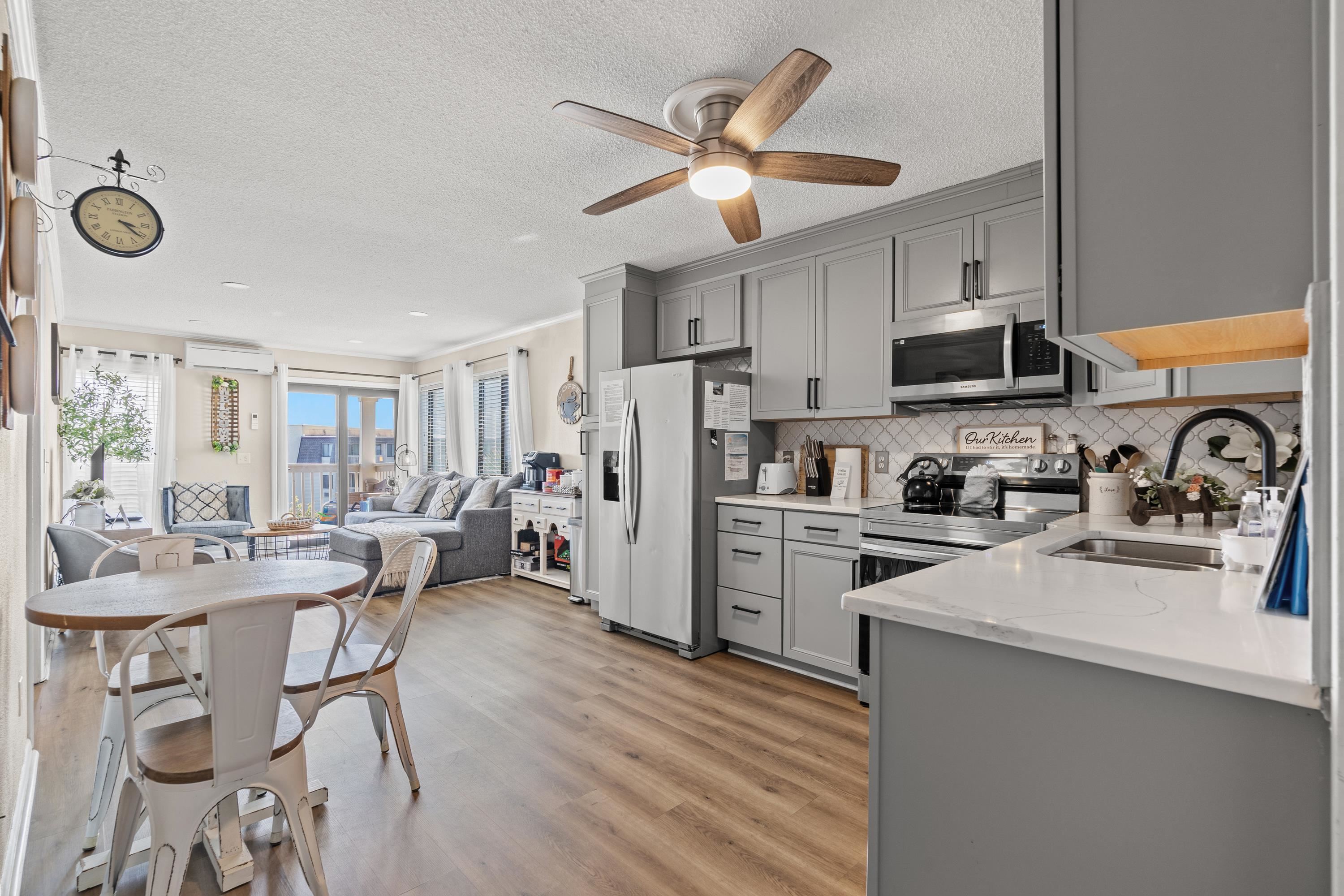 5601 N Ocean Blvd. Property Photo 9