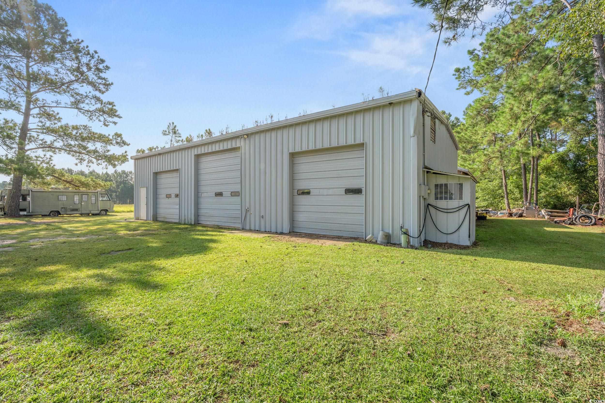 5272 Carriage Rd. Property Photo 3